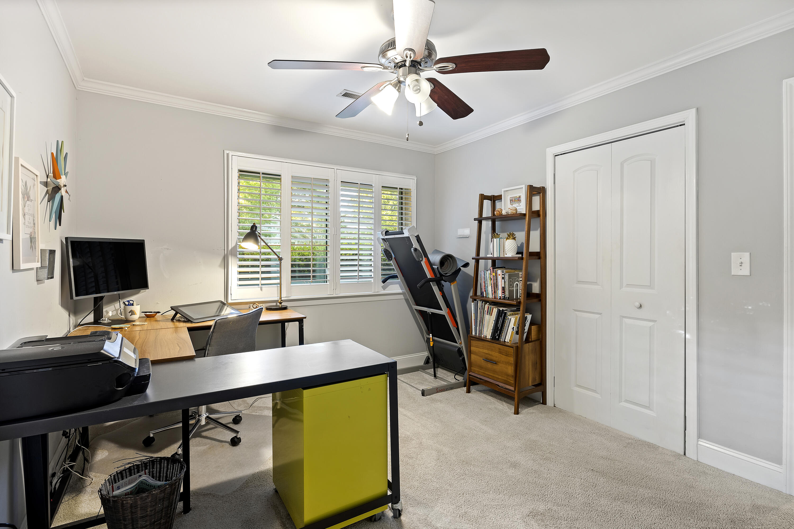 1443 Kentwood Circle