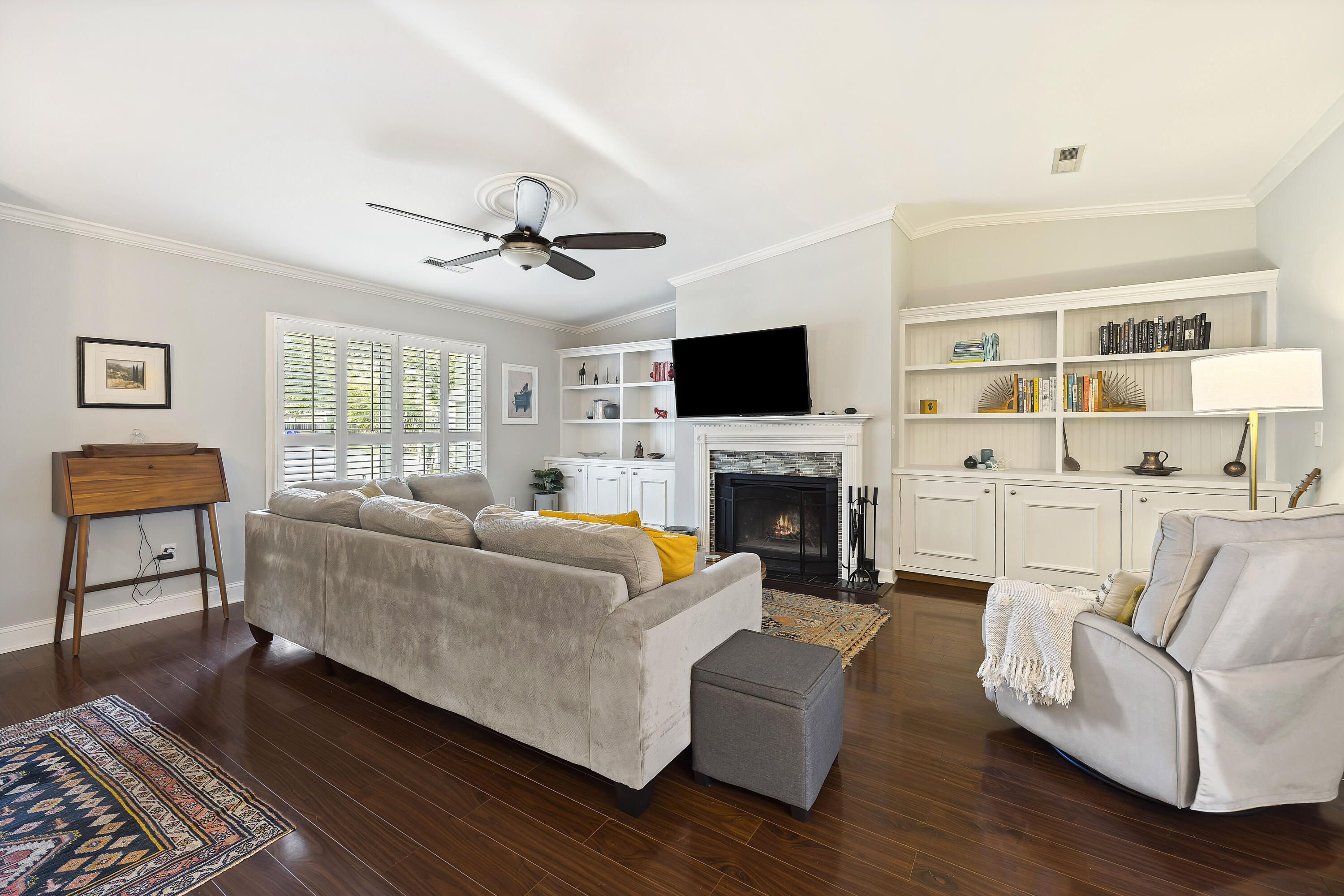 1443 Kentwood Circle