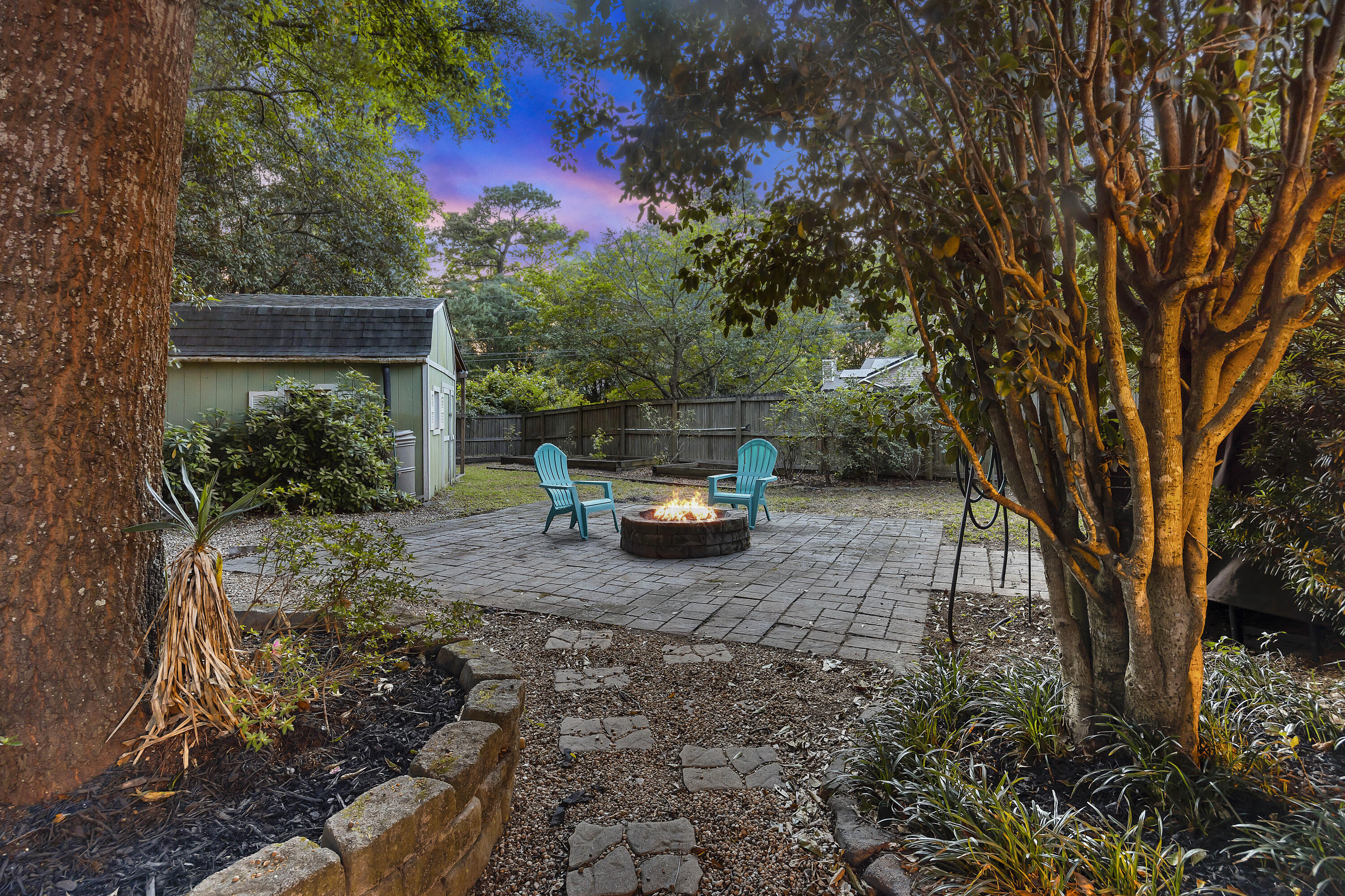 1443 Kentwood Circle