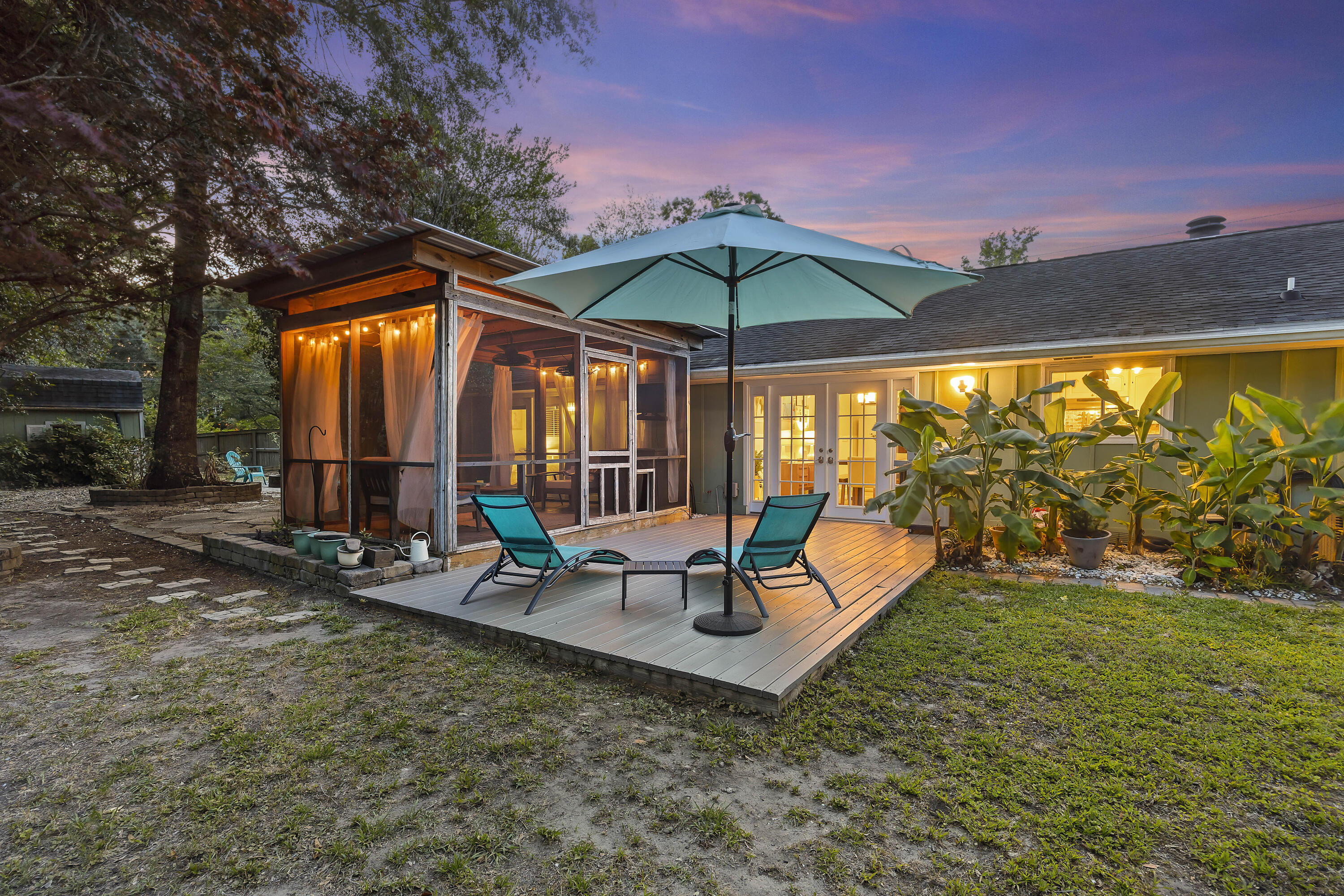 1443 Kentwood Circle