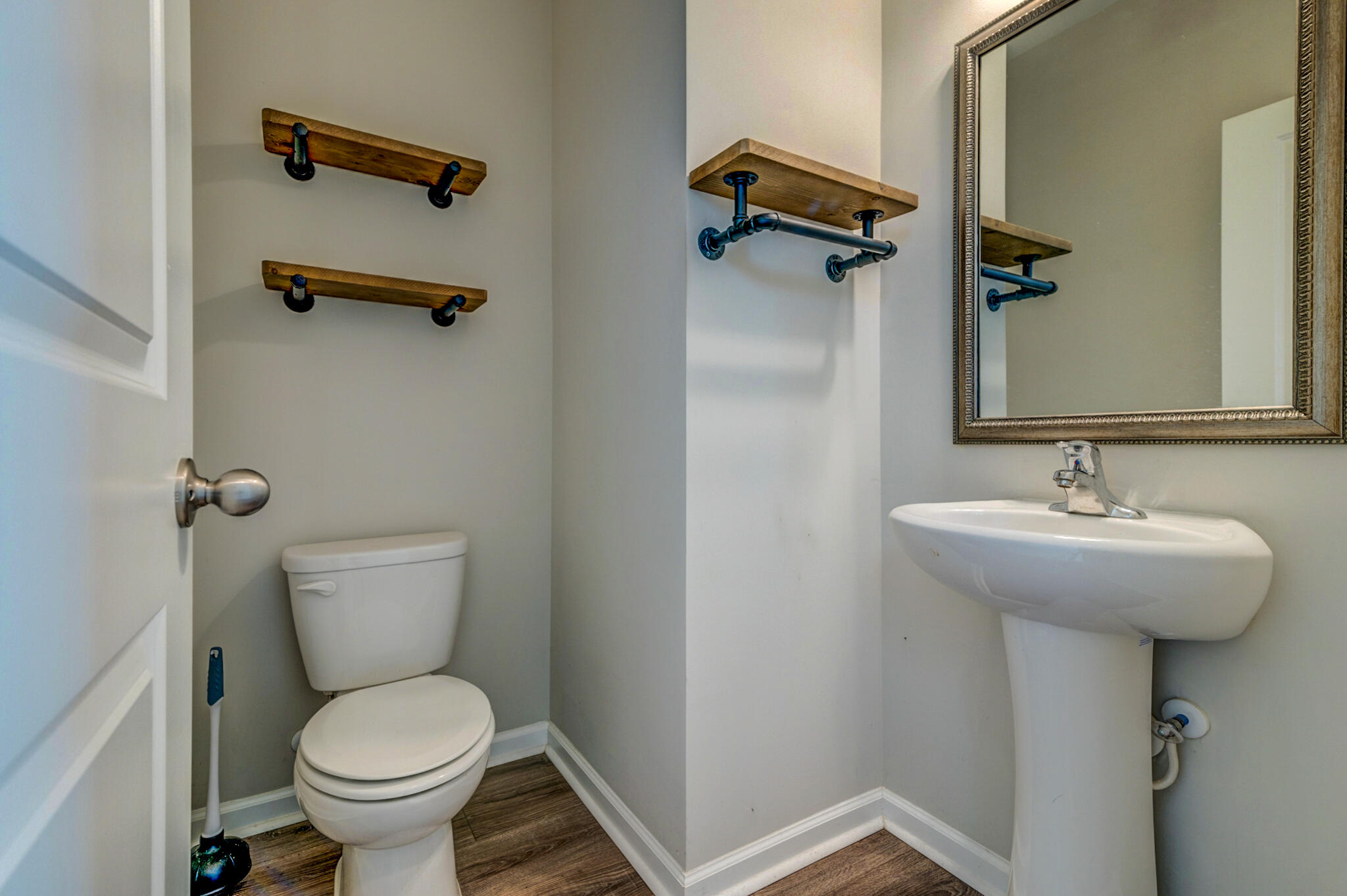 1303 Discovery Drive