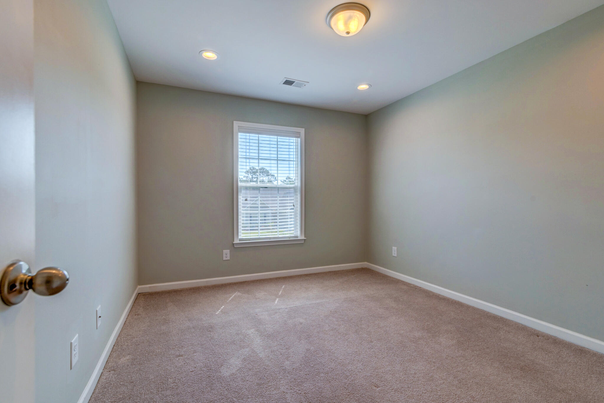 1303 Discovery Drive