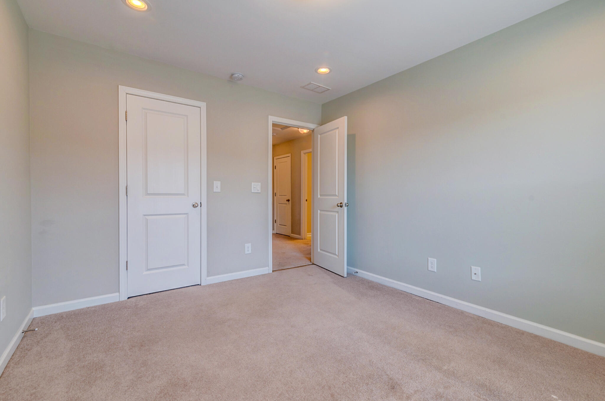 1303 Discovery Drive