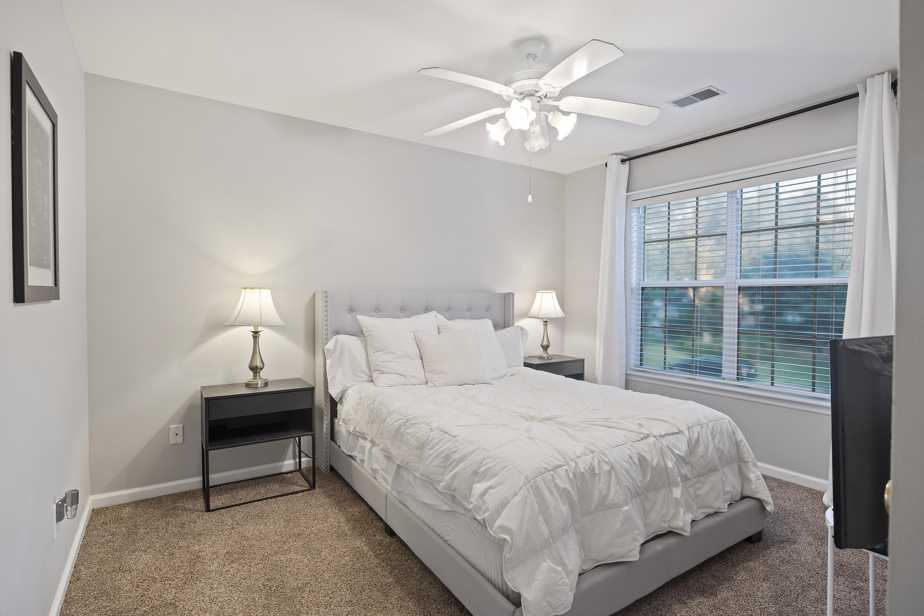2662 Scarlet Oak Court