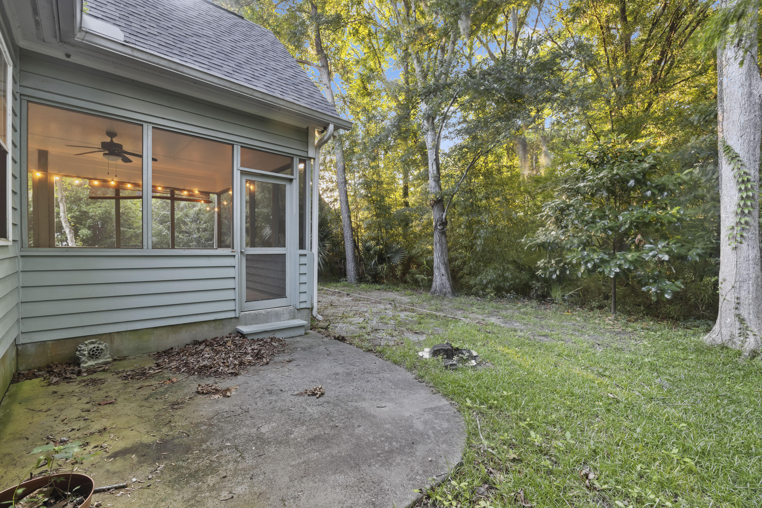 2662 Scarlet Oak Court