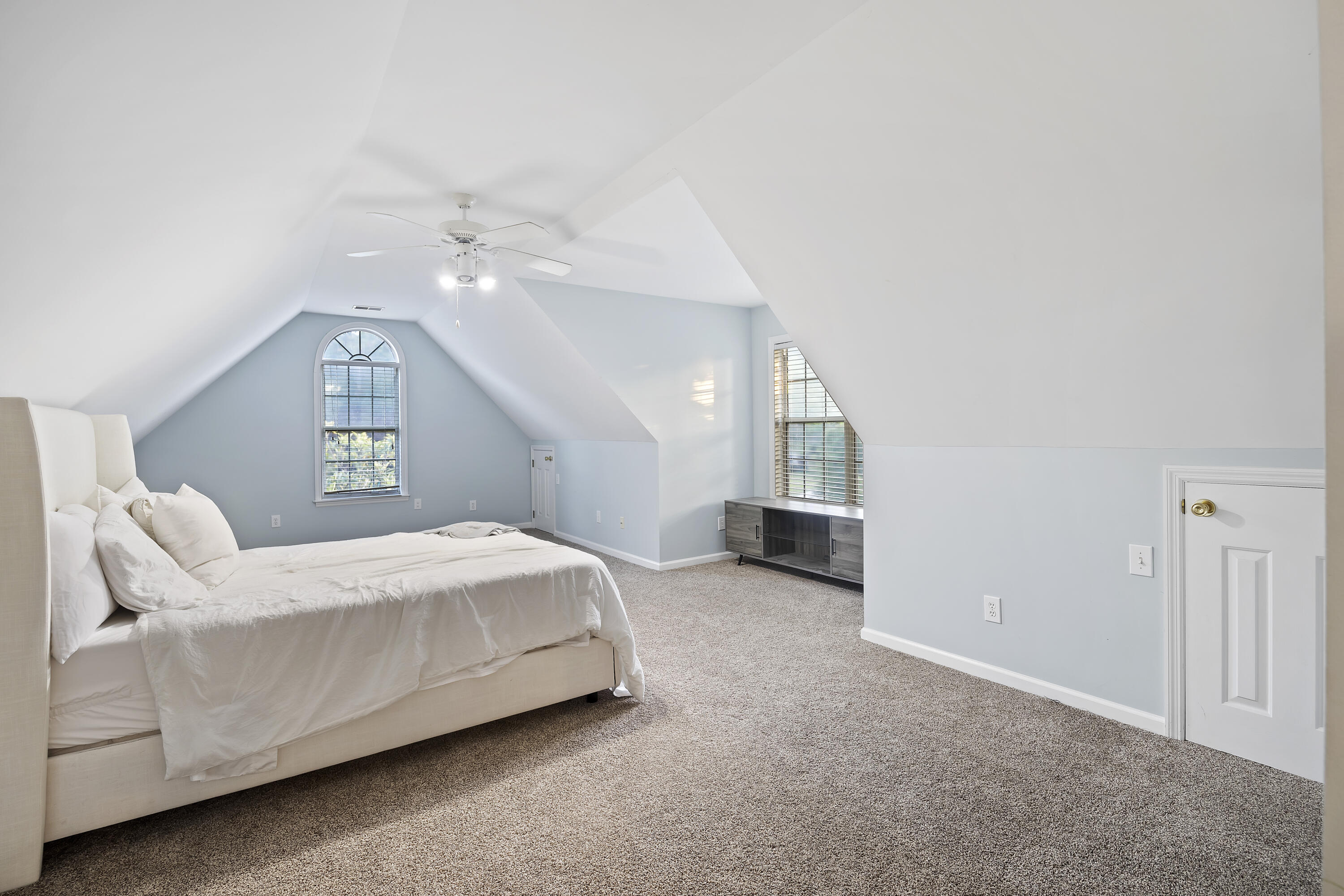 2662 Scarlet Oak Court
