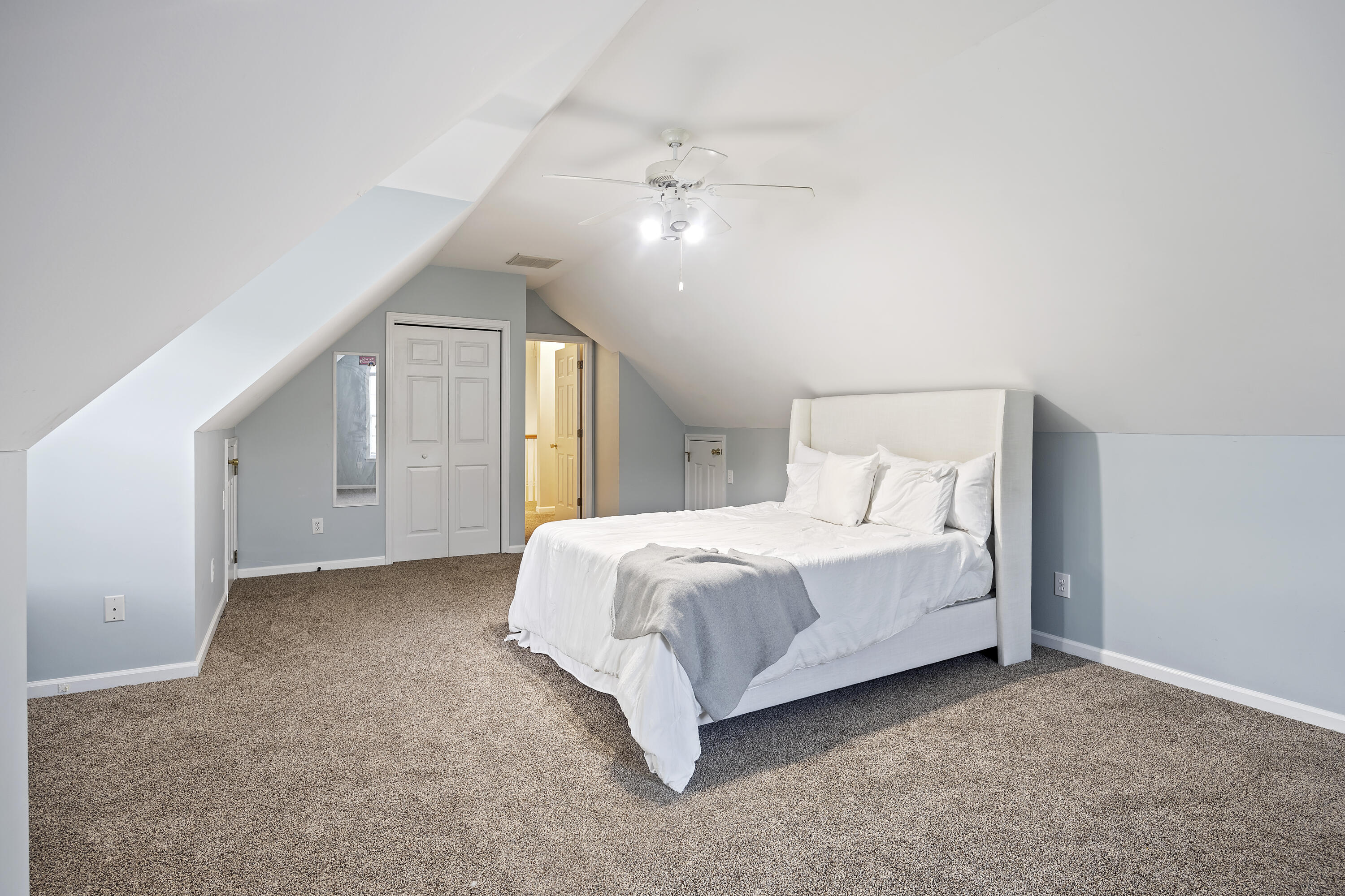 2662 Scarlet Oak Court