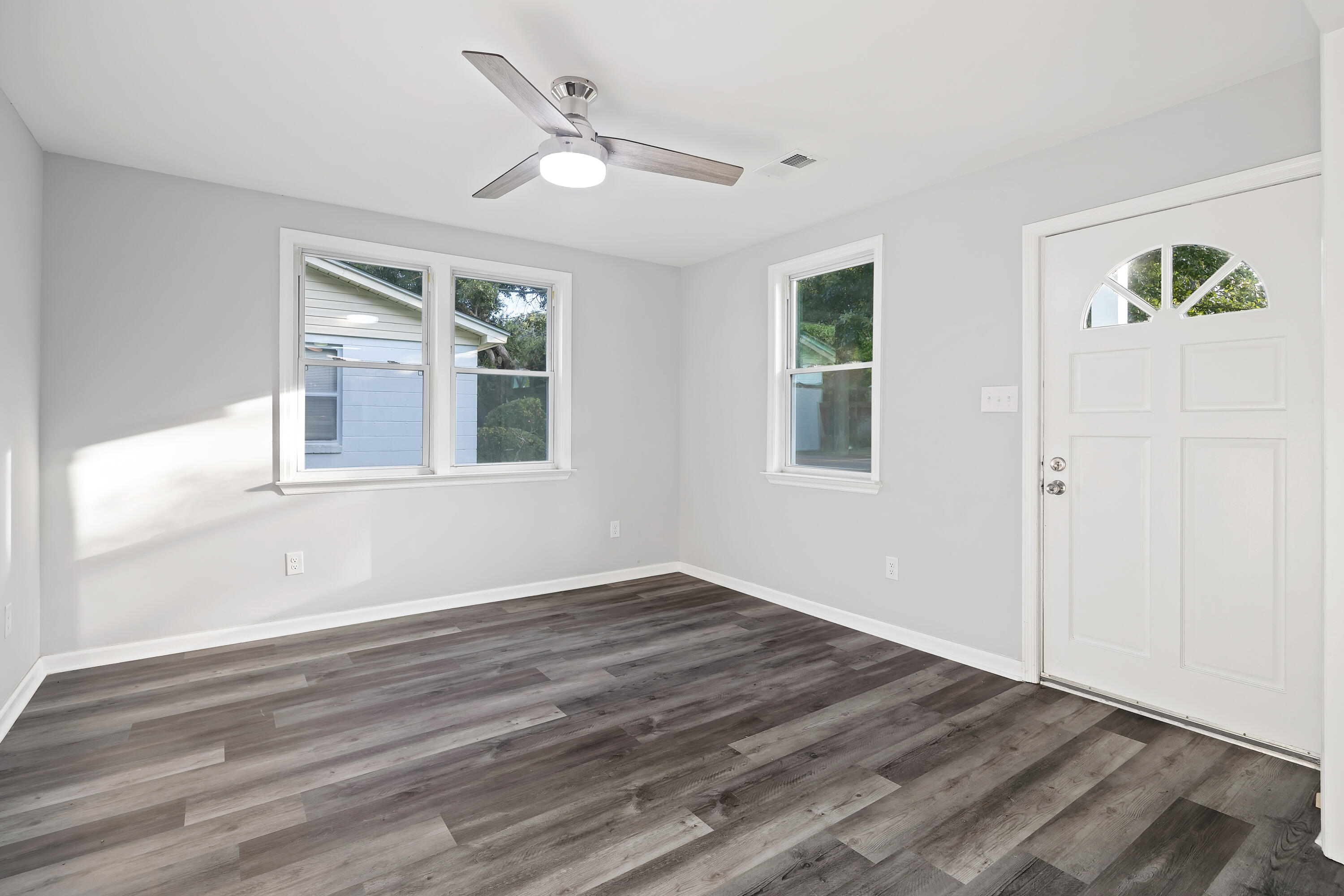 820 White Oak Drive