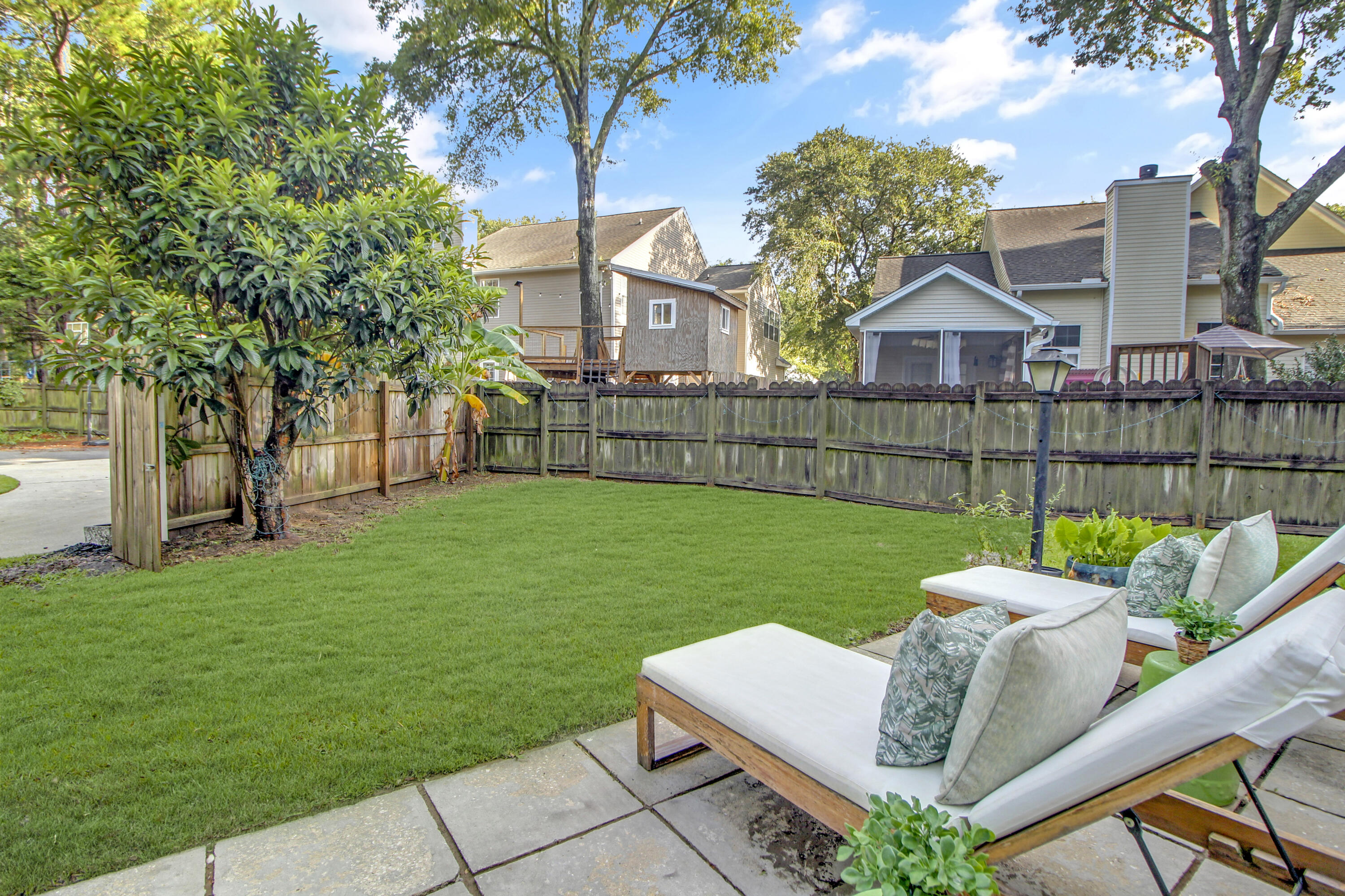 1421 Battery Weed Court