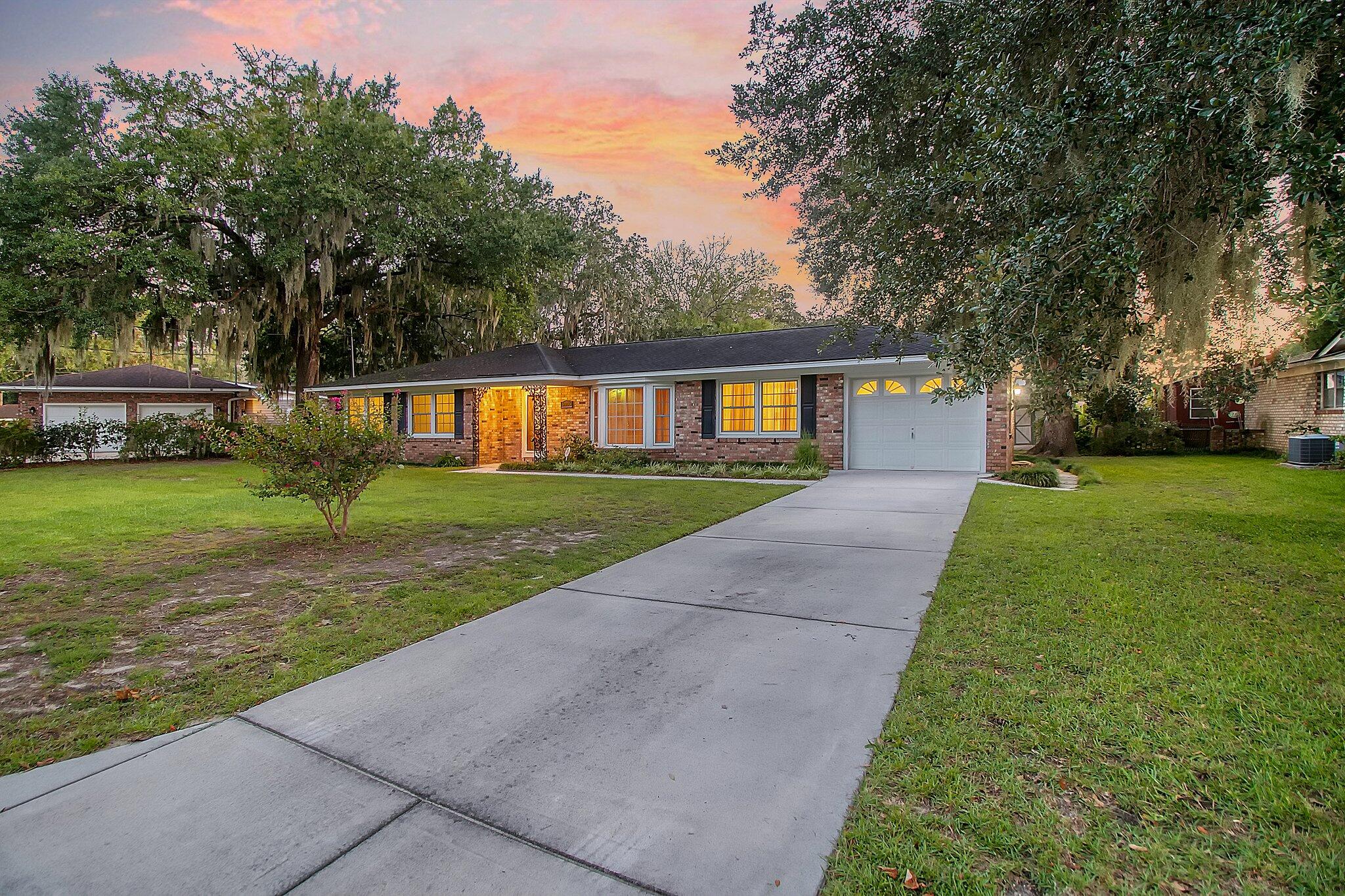 5303 Barwick Road