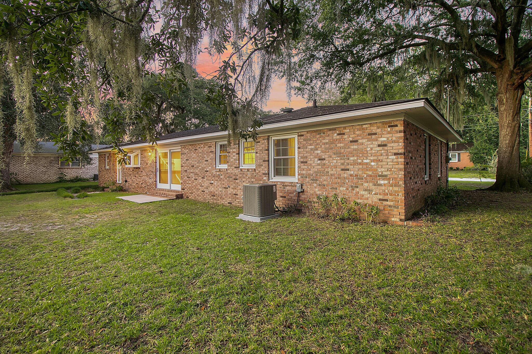 5303 Barwick Road