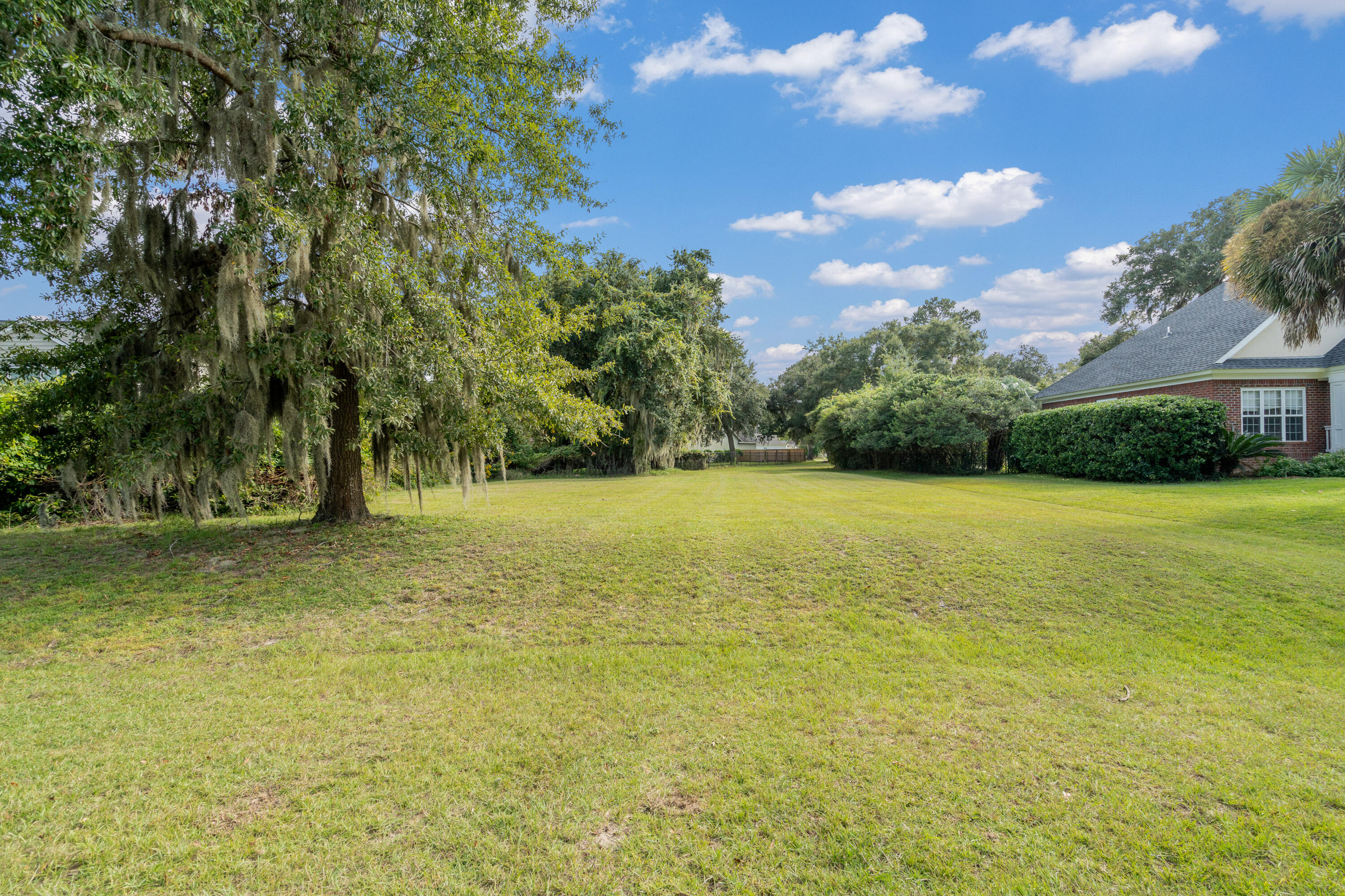 1096 Otter Circle