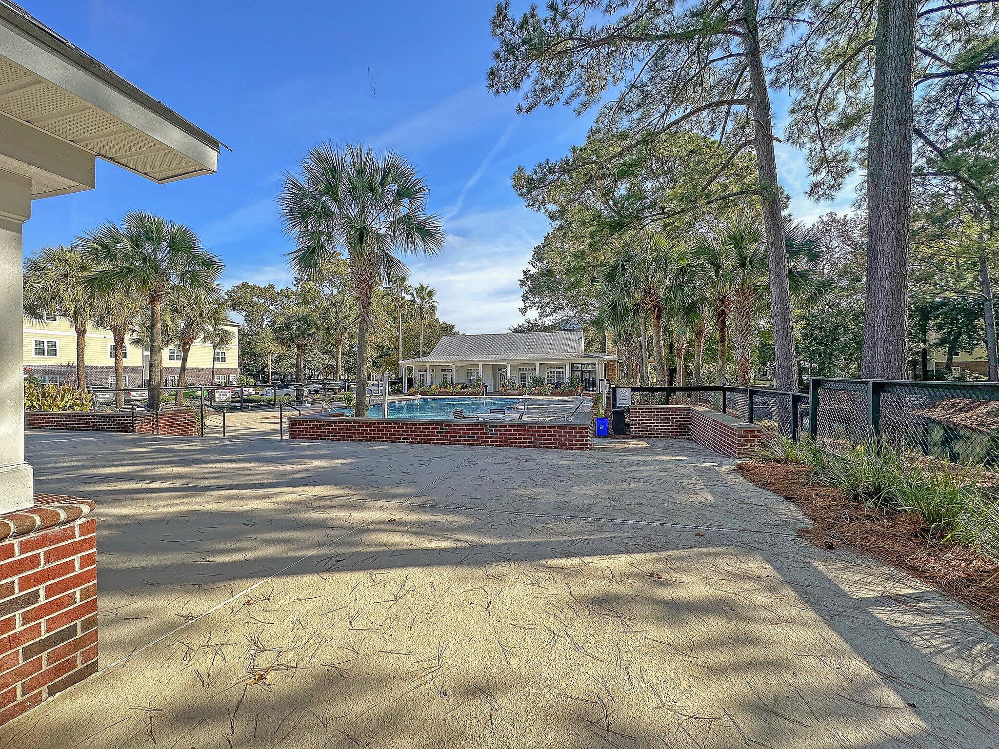 1025 Riverland Woods Place # 816