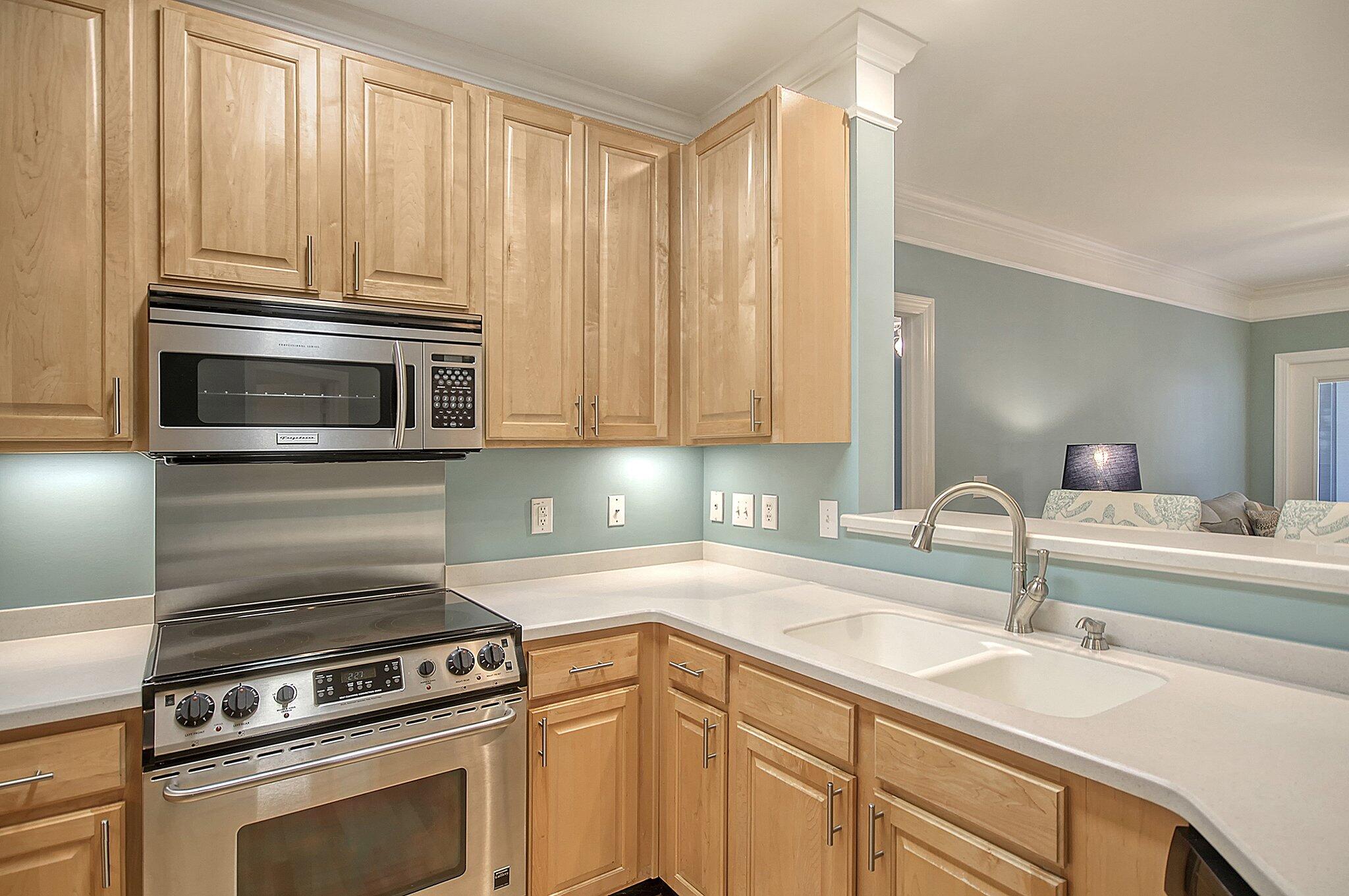 1025 Riverland Woods Place # 816