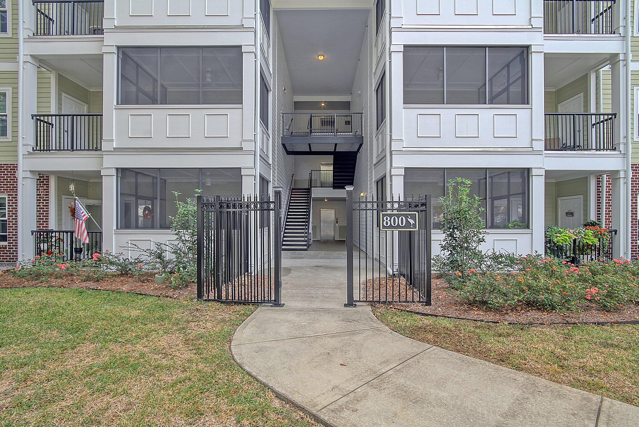 1025 Riverland Woods Place # 816