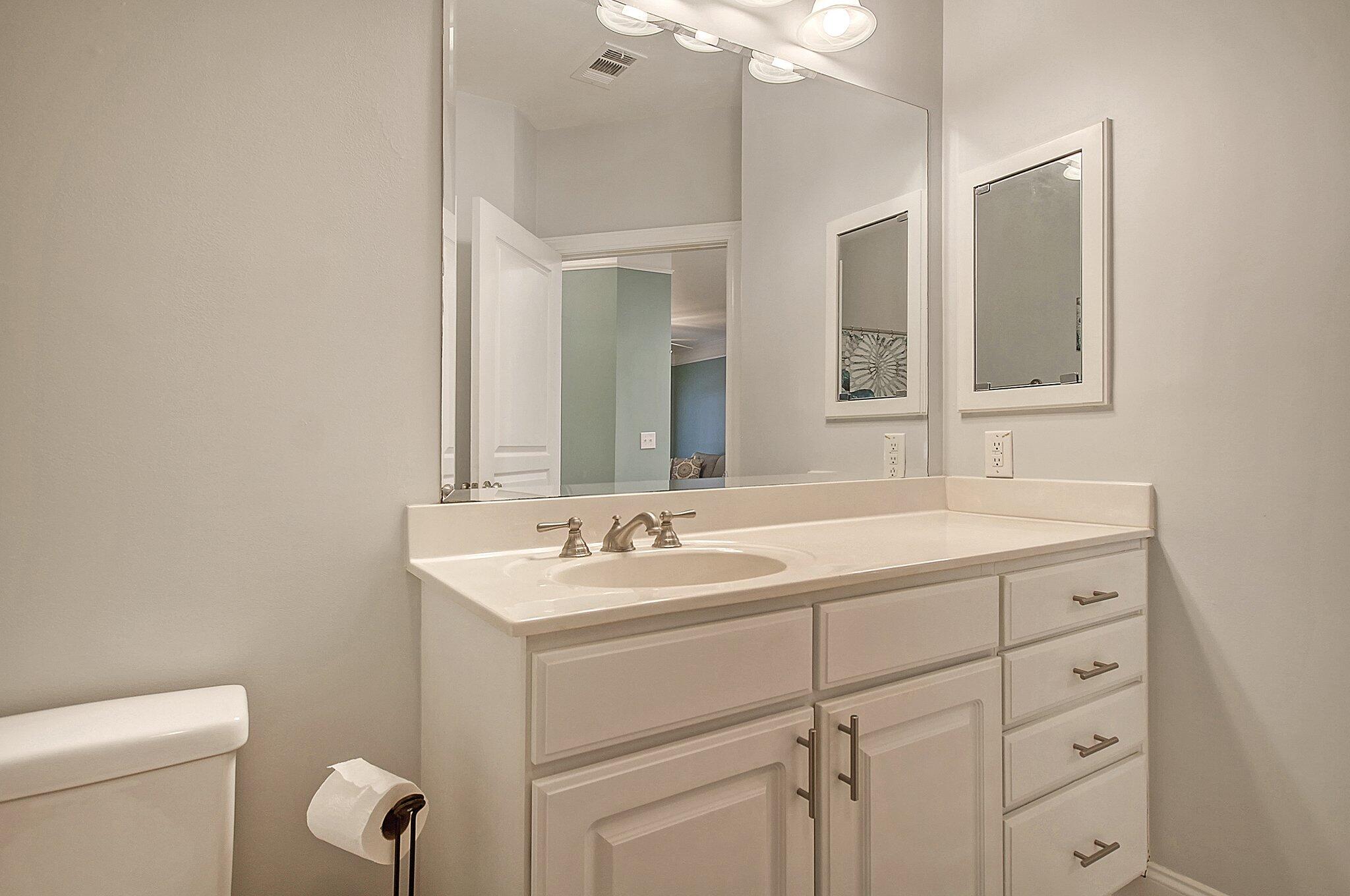 1025 Riverland Woods Place # 816