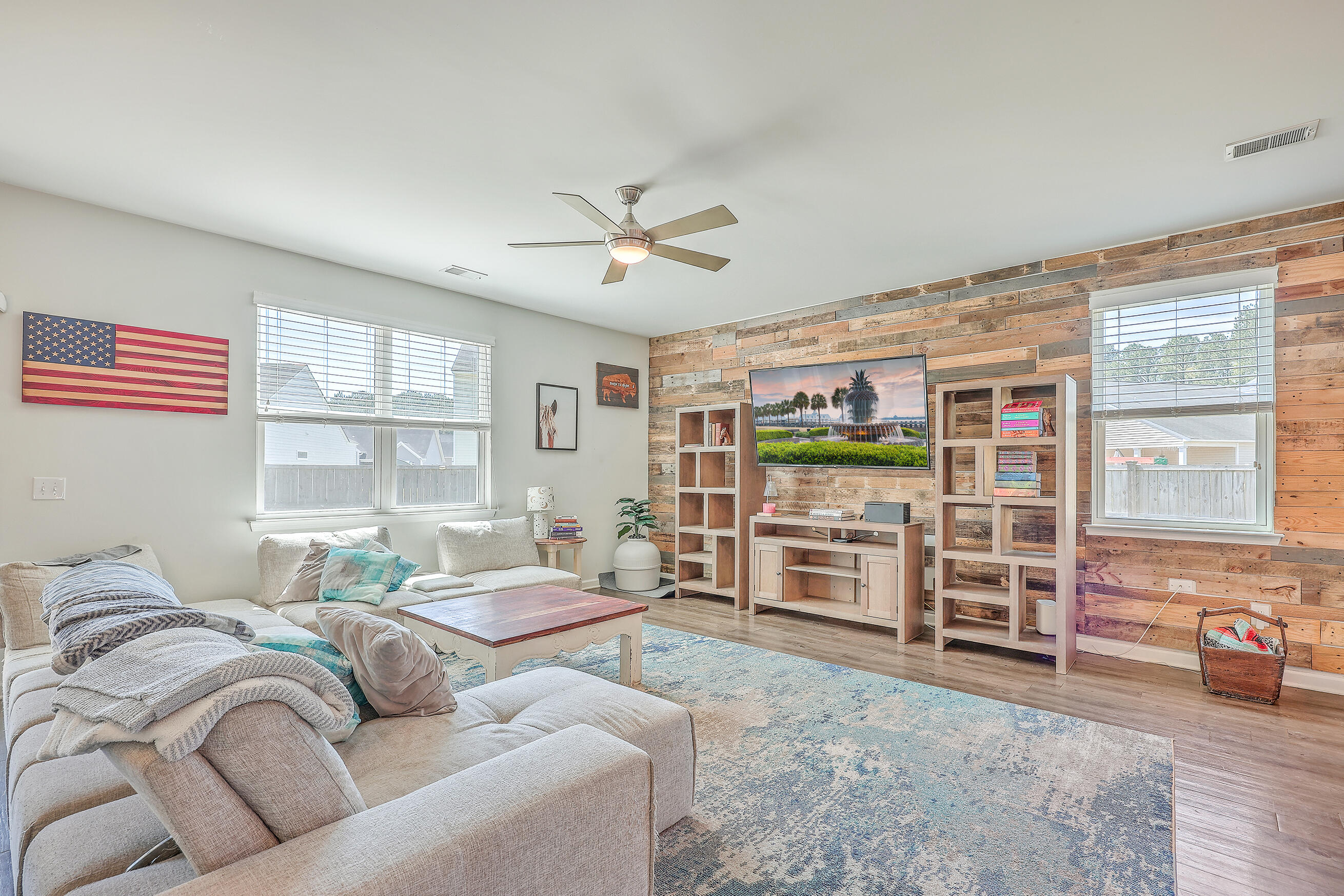 305 Boulder Lane