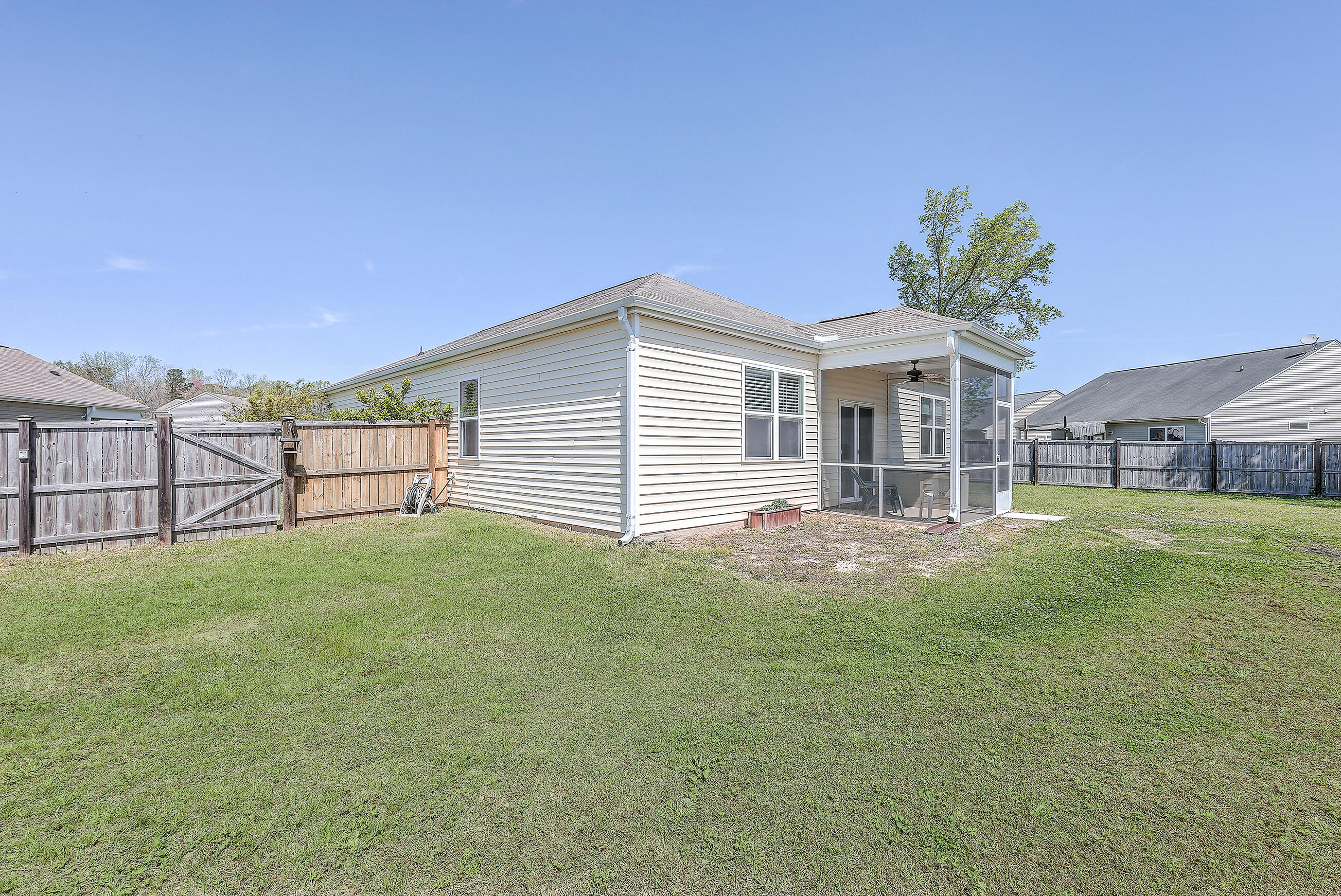 305 Boulder Lane