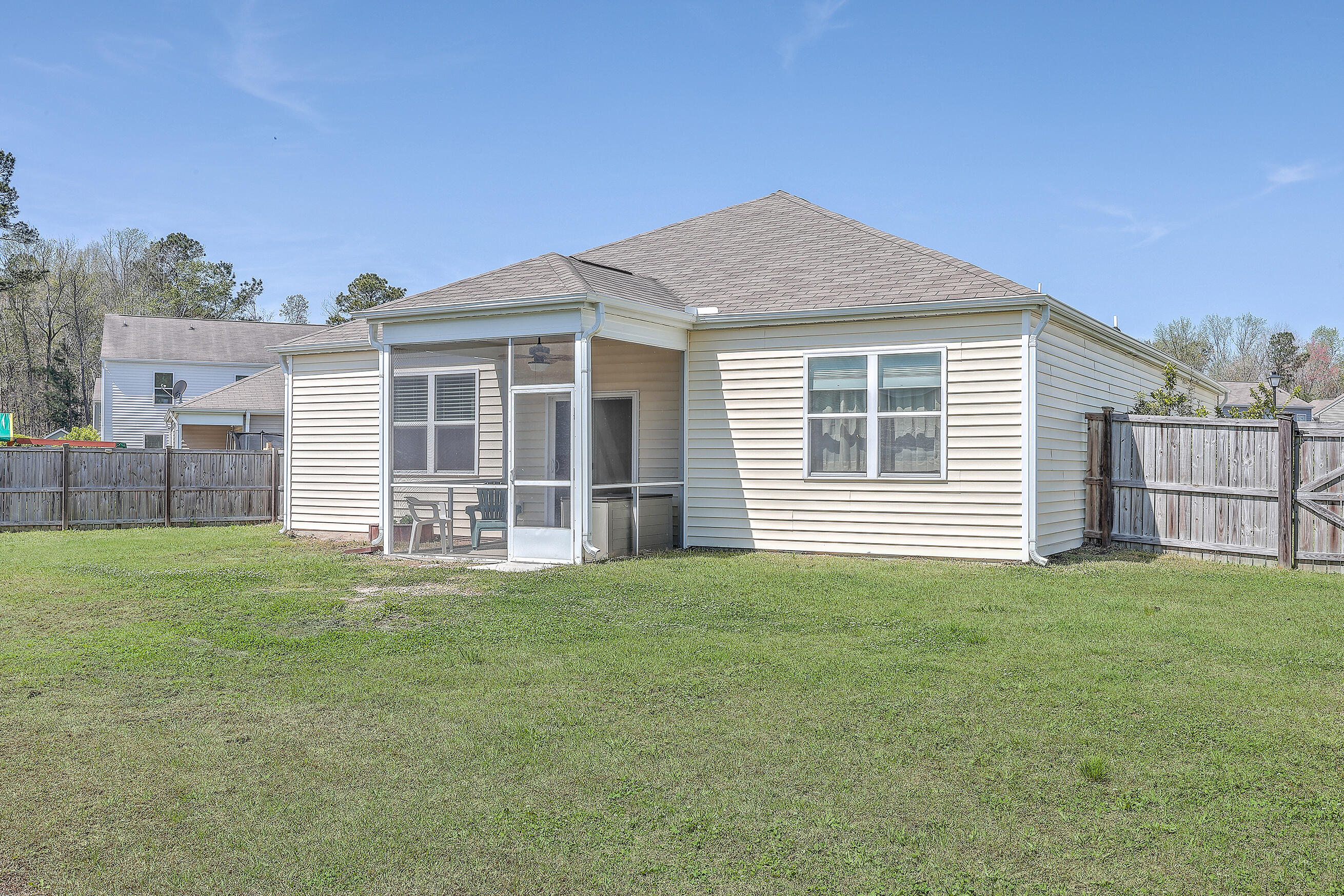 305 Boulder Lane