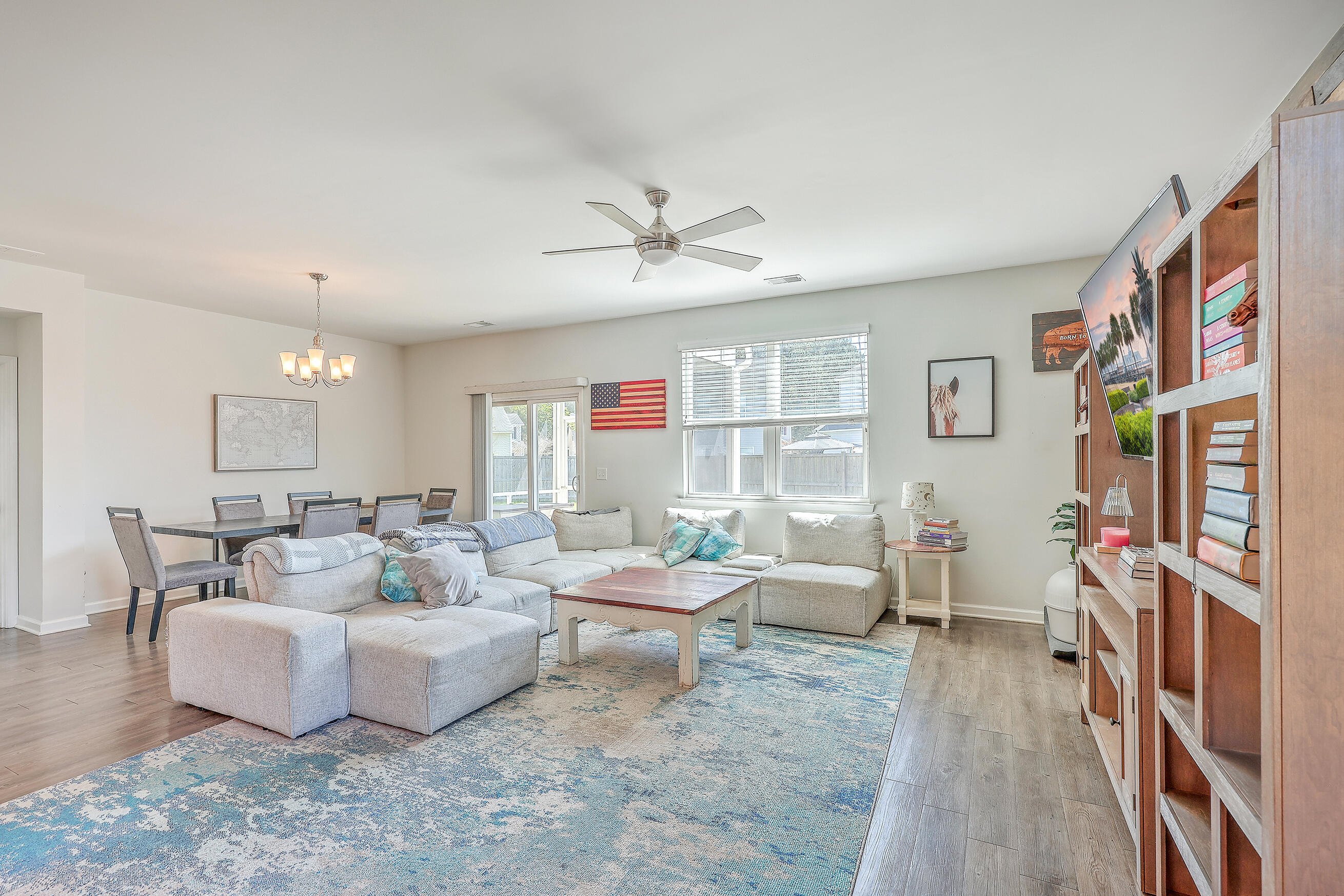 305 Boulder Lane