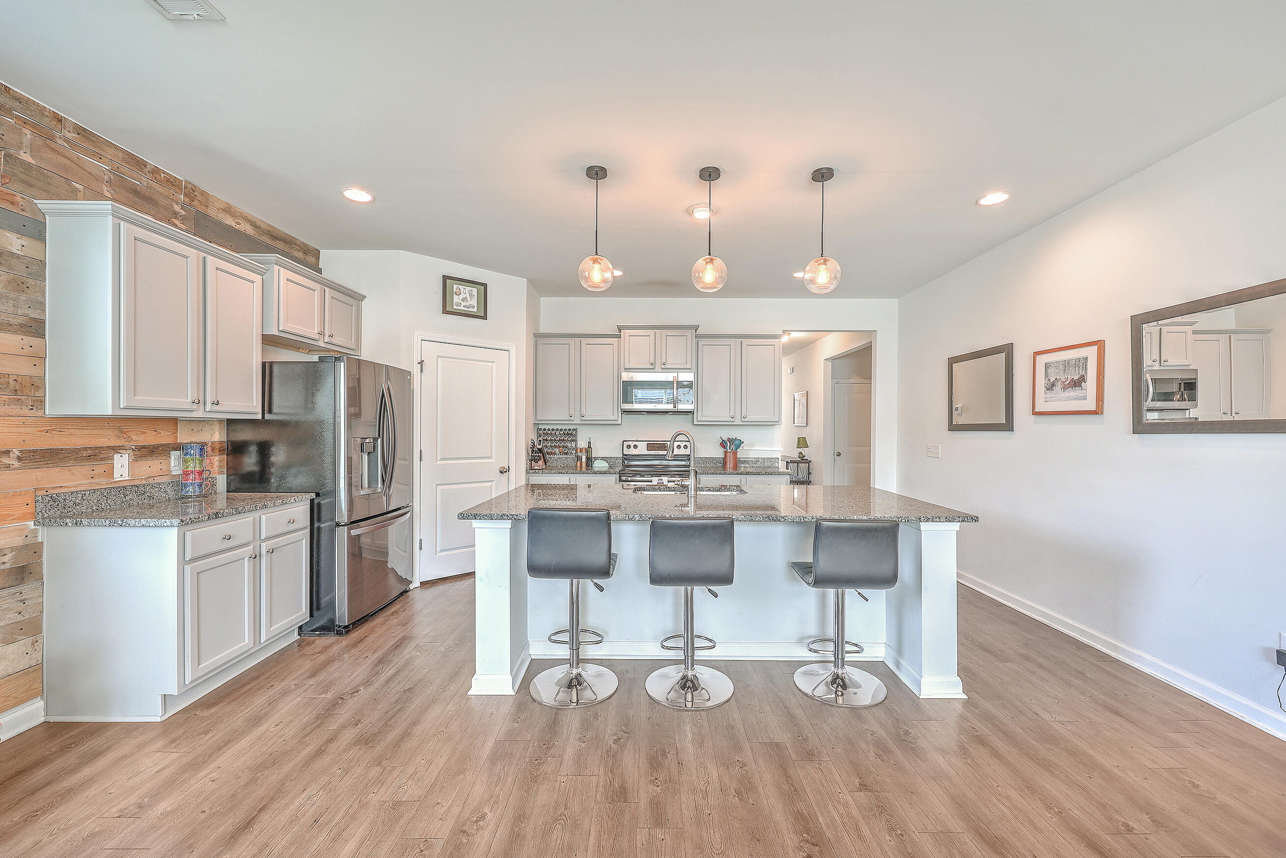 305 Boulder Lane