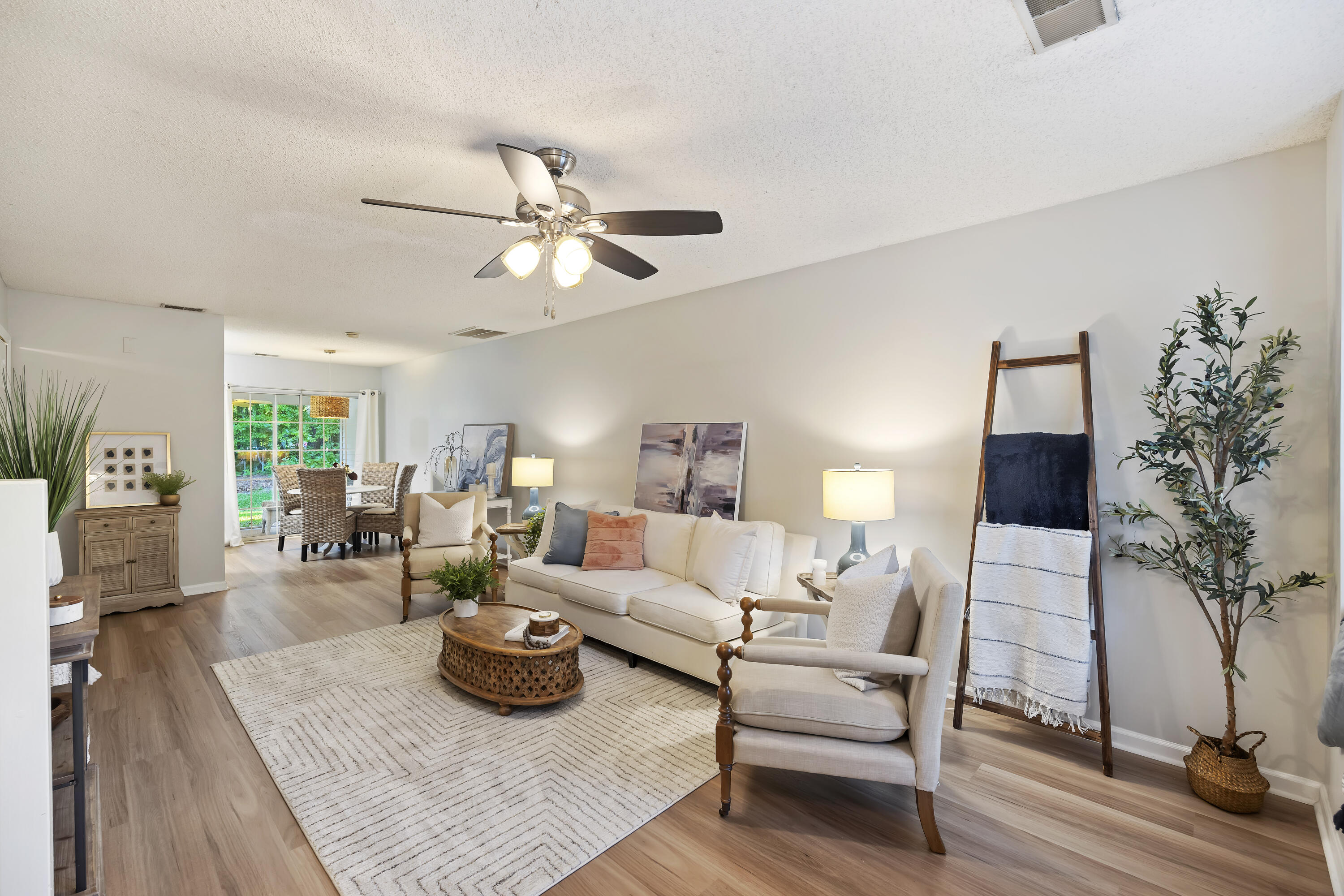 8156 Shadow Oak Drive
