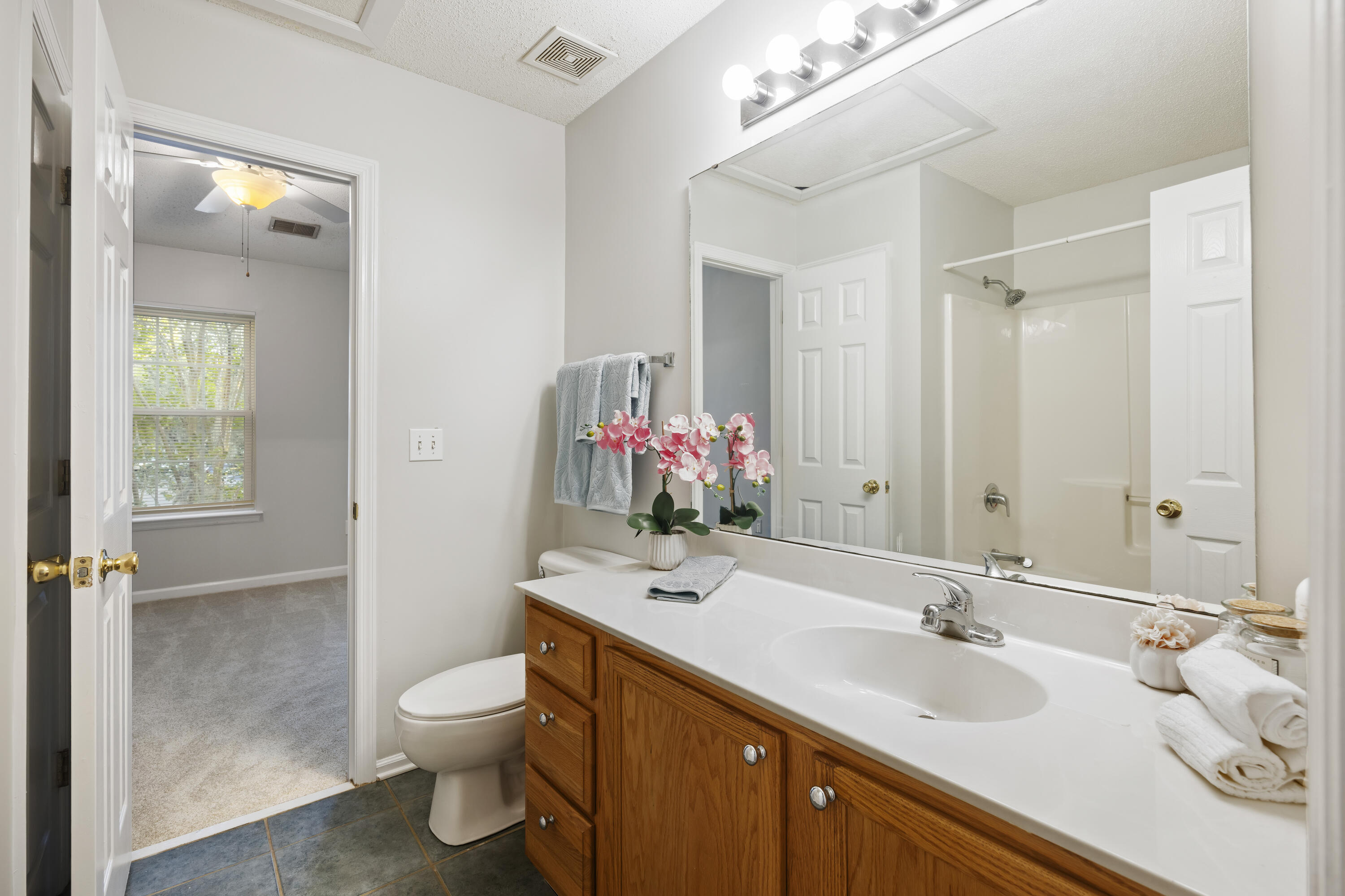 8156 Shadow Oak Drive