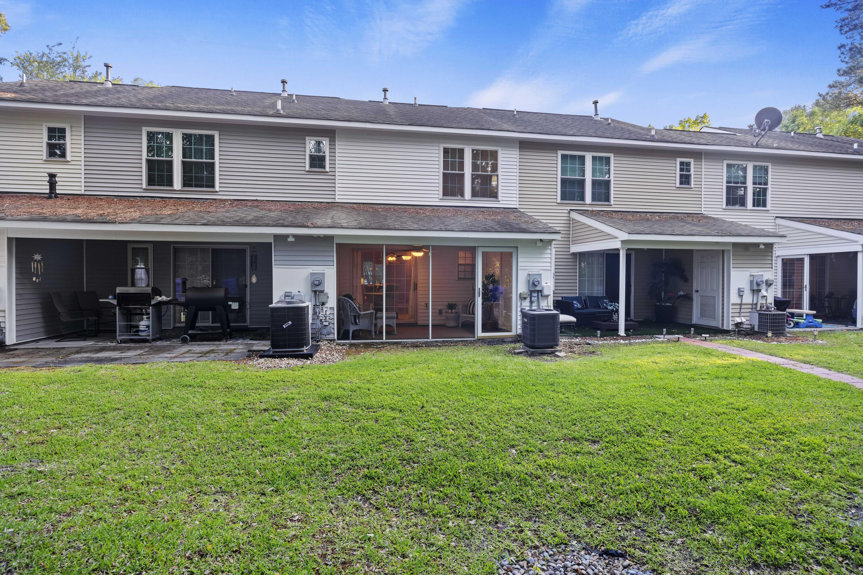 8156 Shadow Oak Drive
