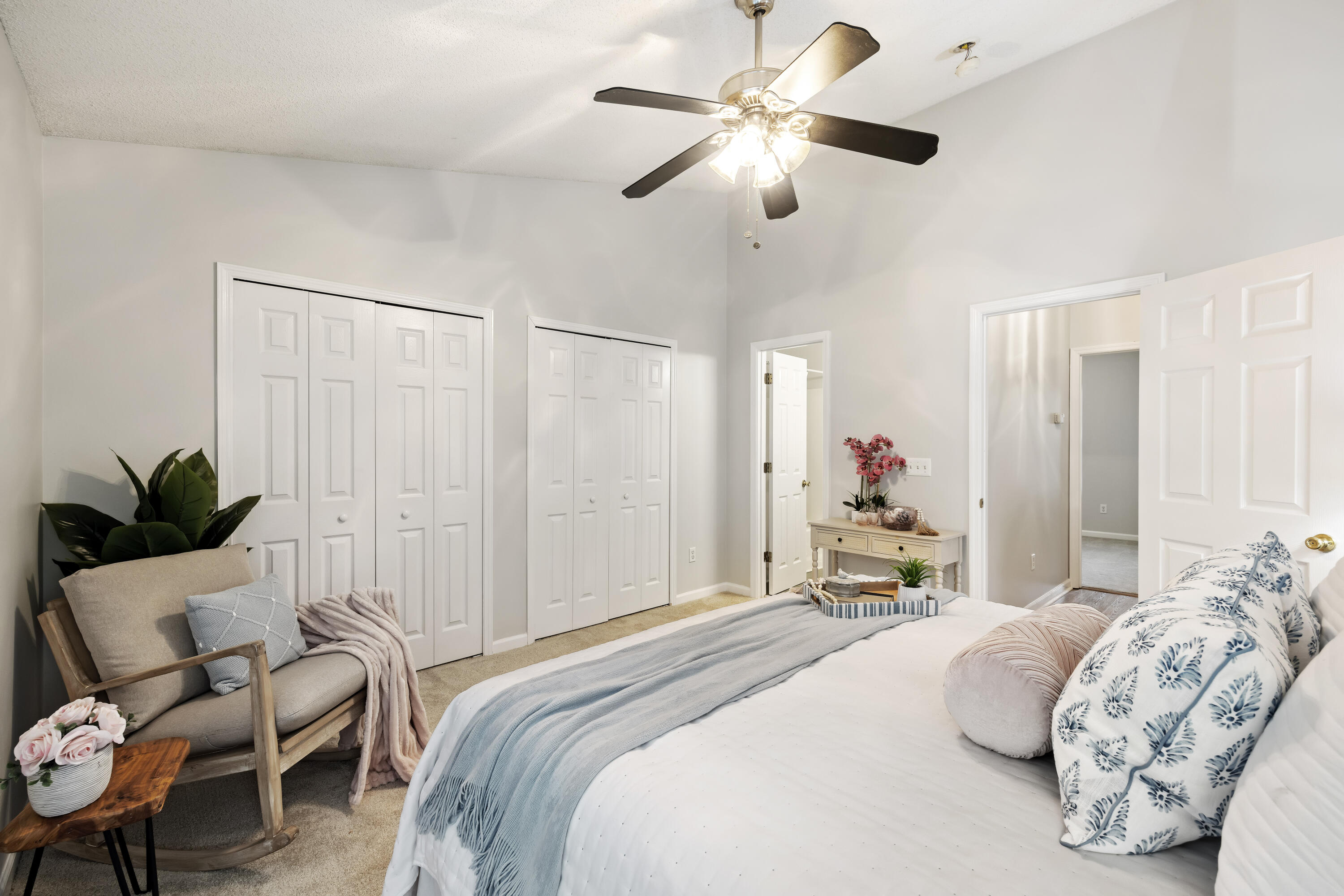 8156 Shadow Oak Drive