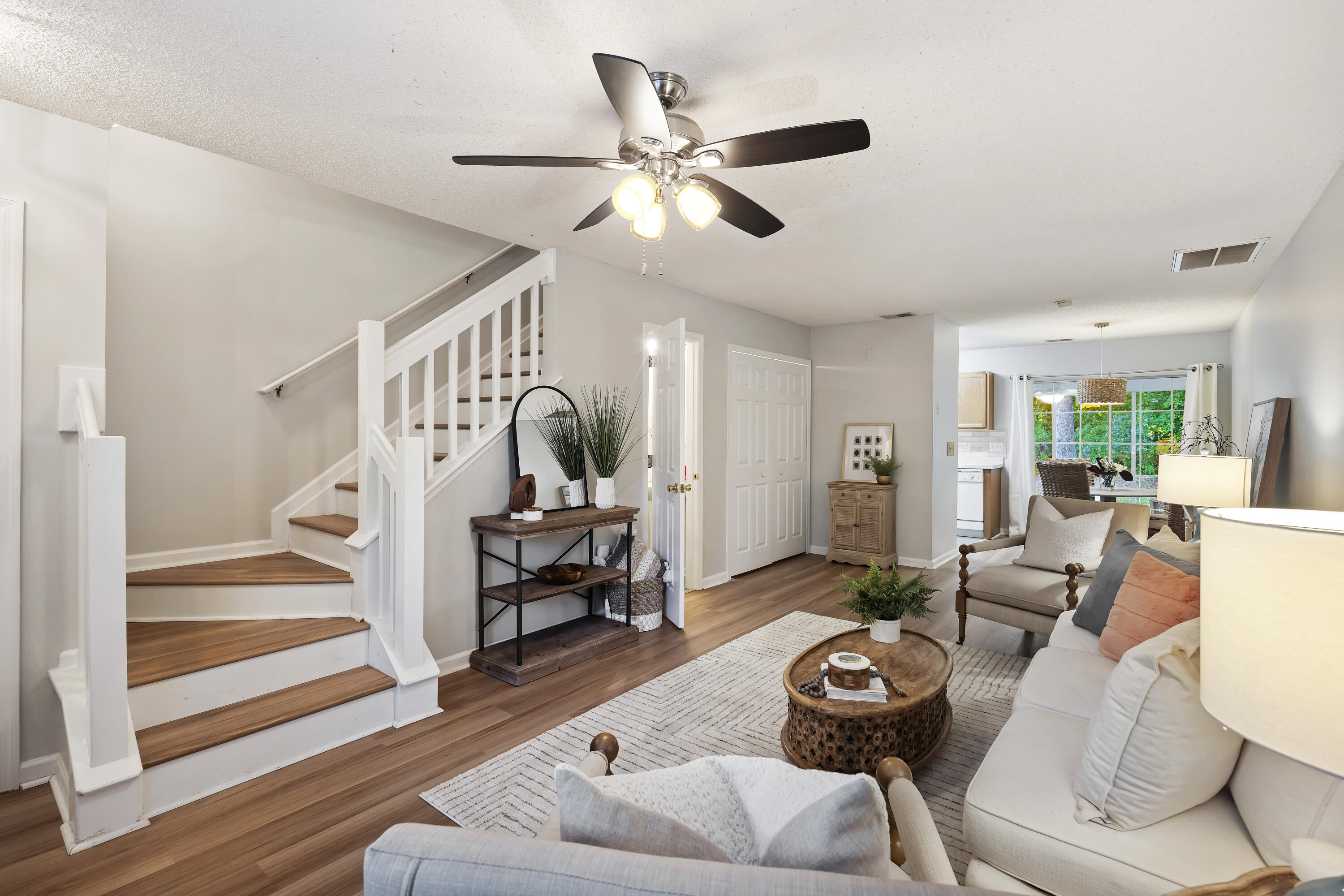 8156 Shadow Oak Drive