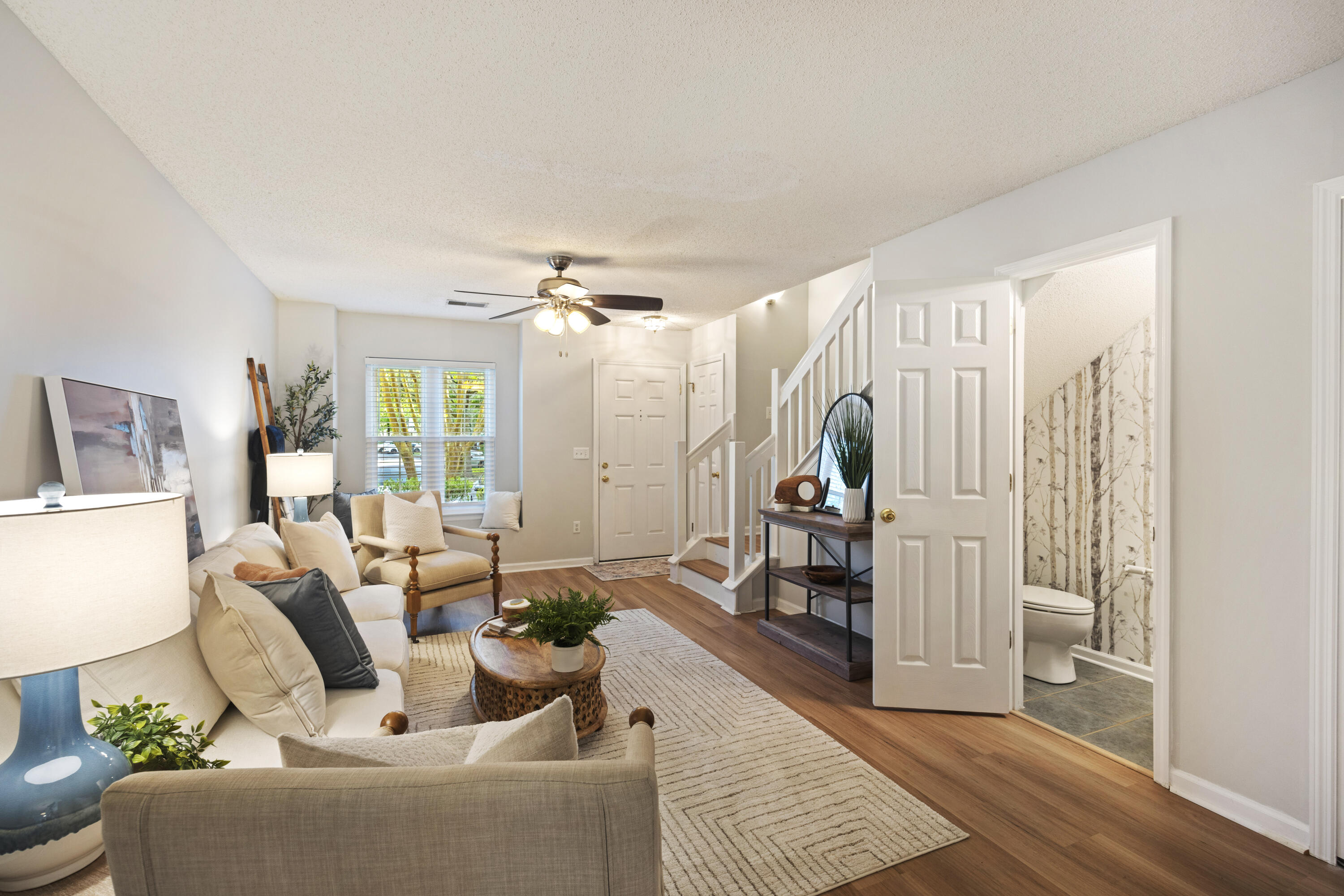 8156 Shadow Oak Drive