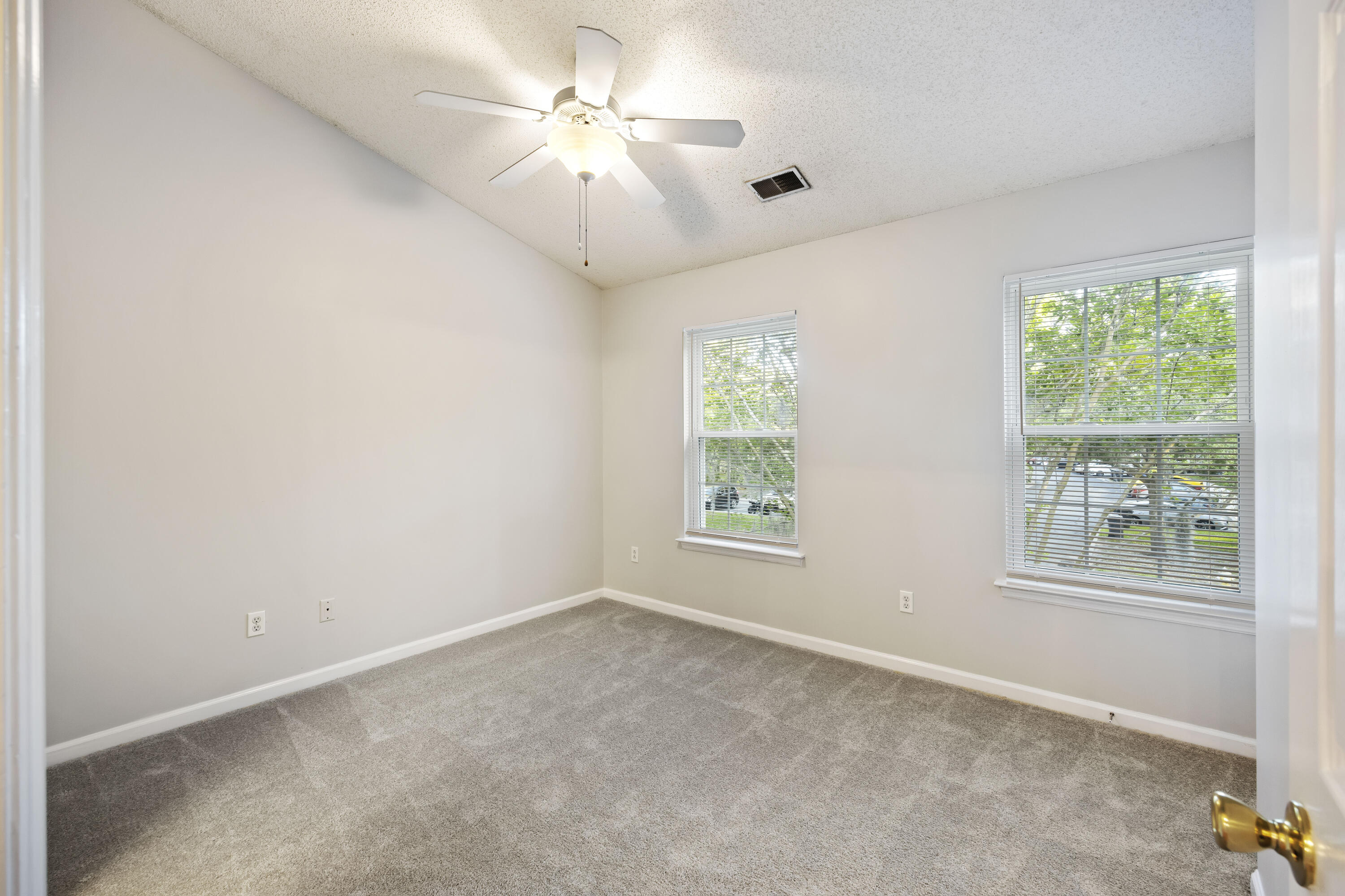 8156 Shadow Oak Drive