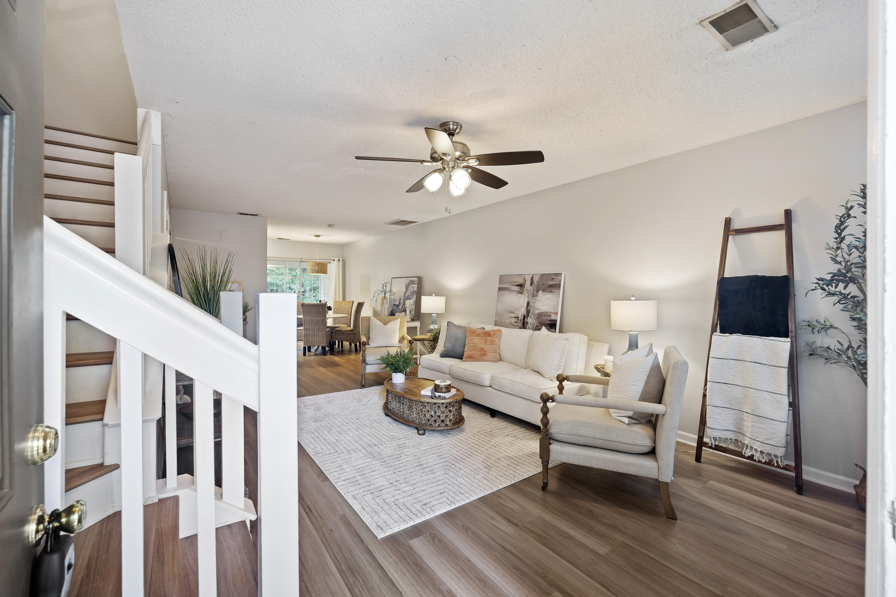 8156 Shadow Oak Drive