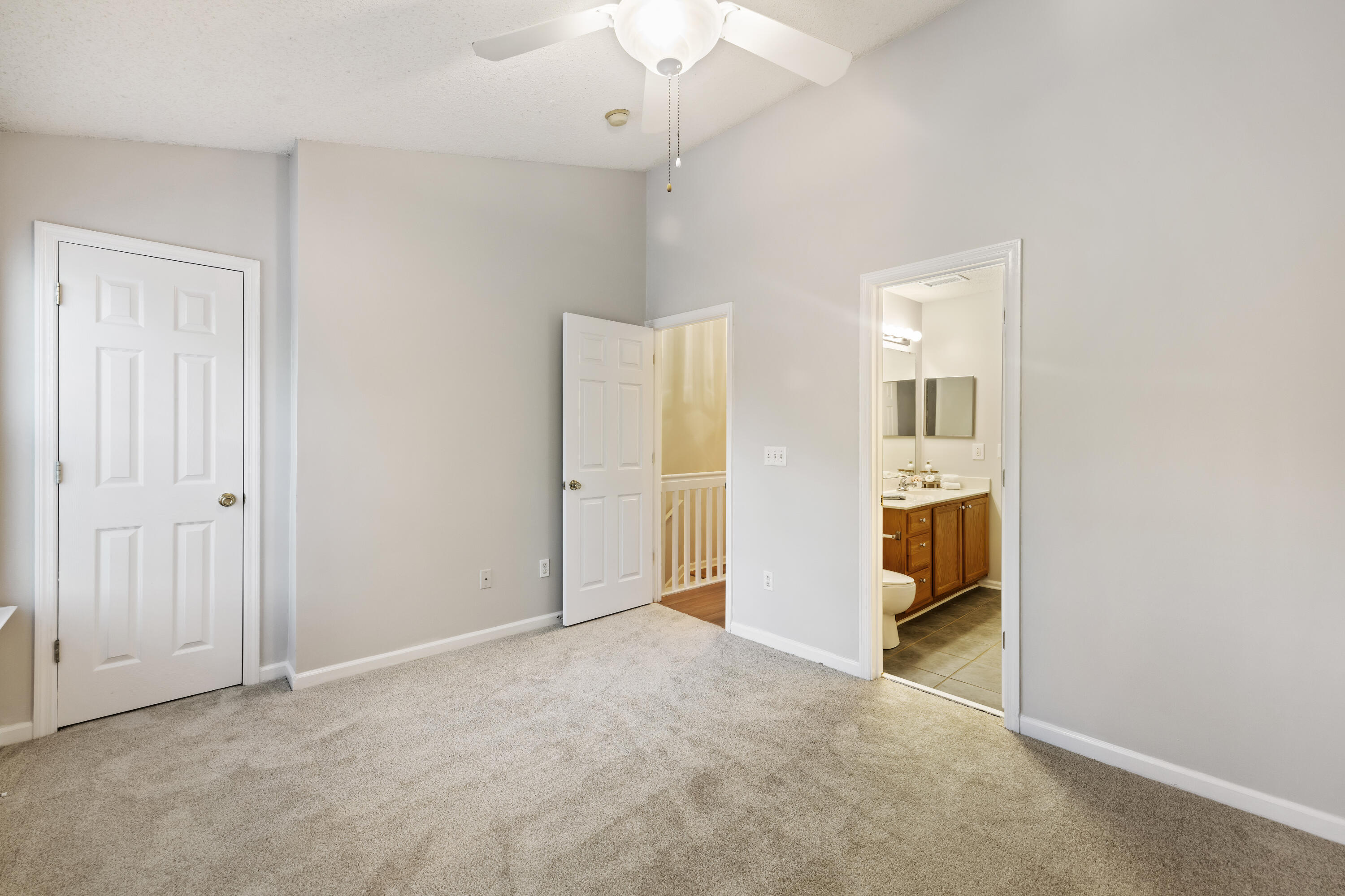 8156 Shadow Oak Drive