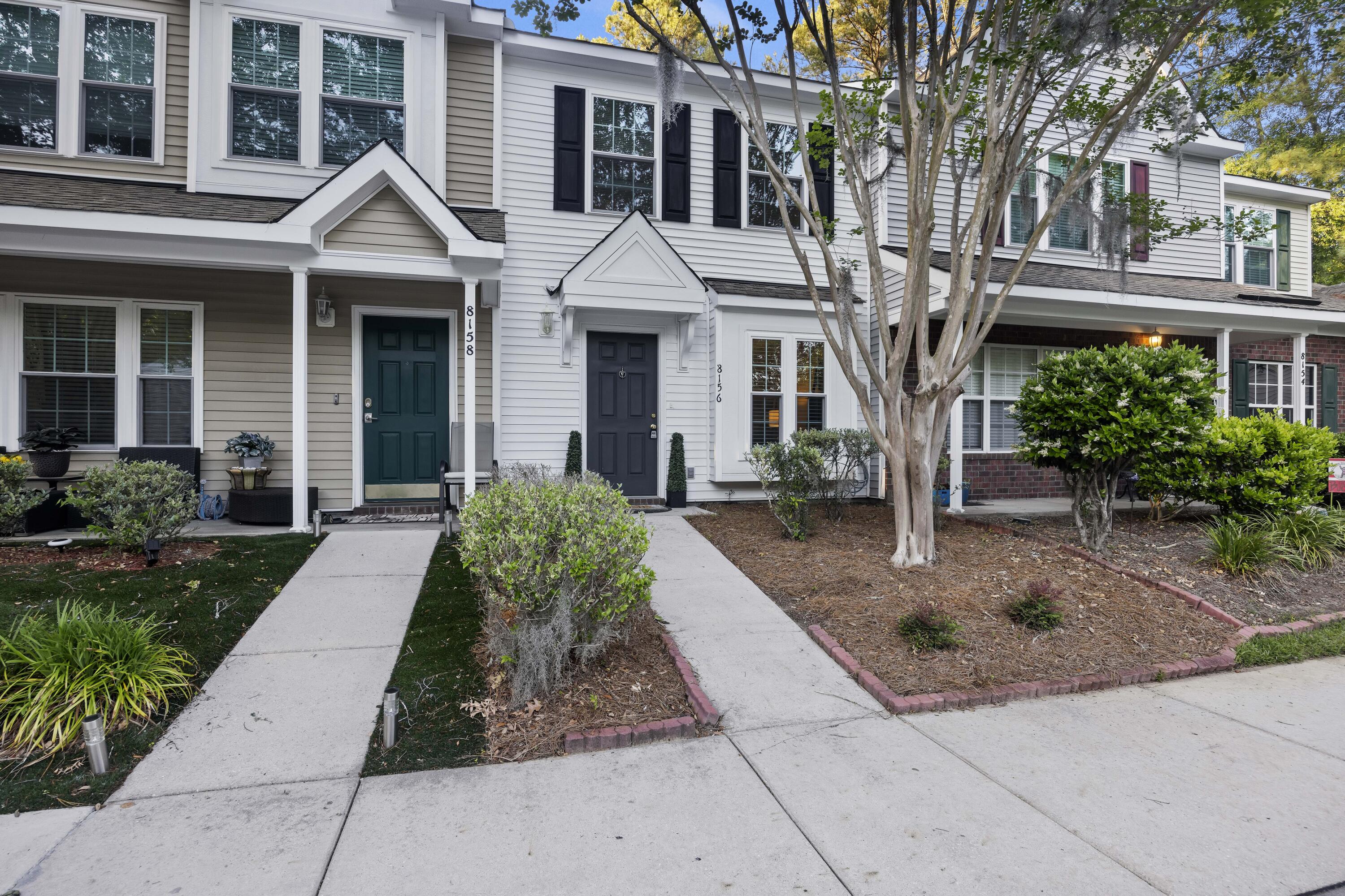 8156 Shadow Oak Drive