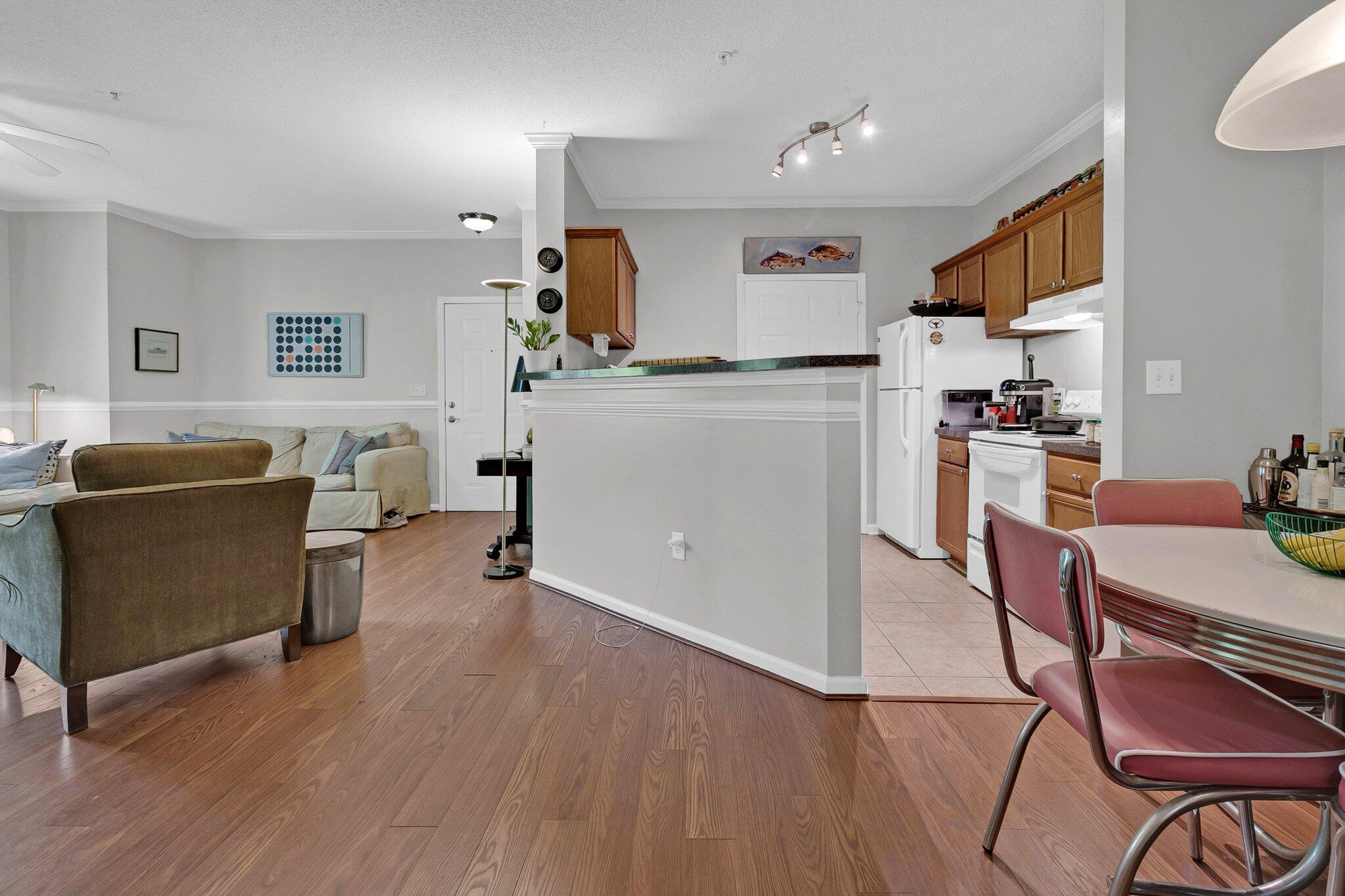 45 Sycamore Avenue # 316