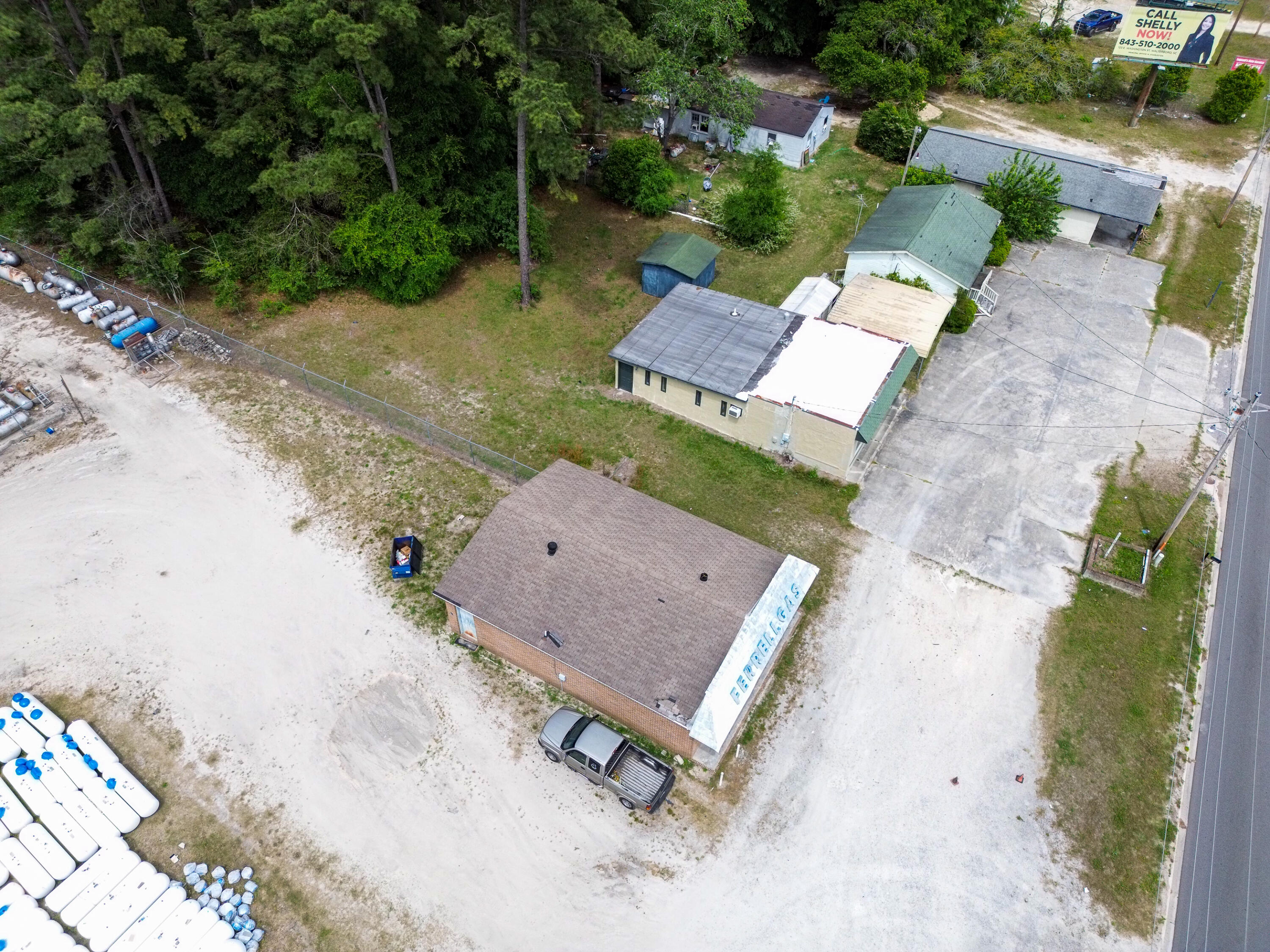 674 Sniders Highway
