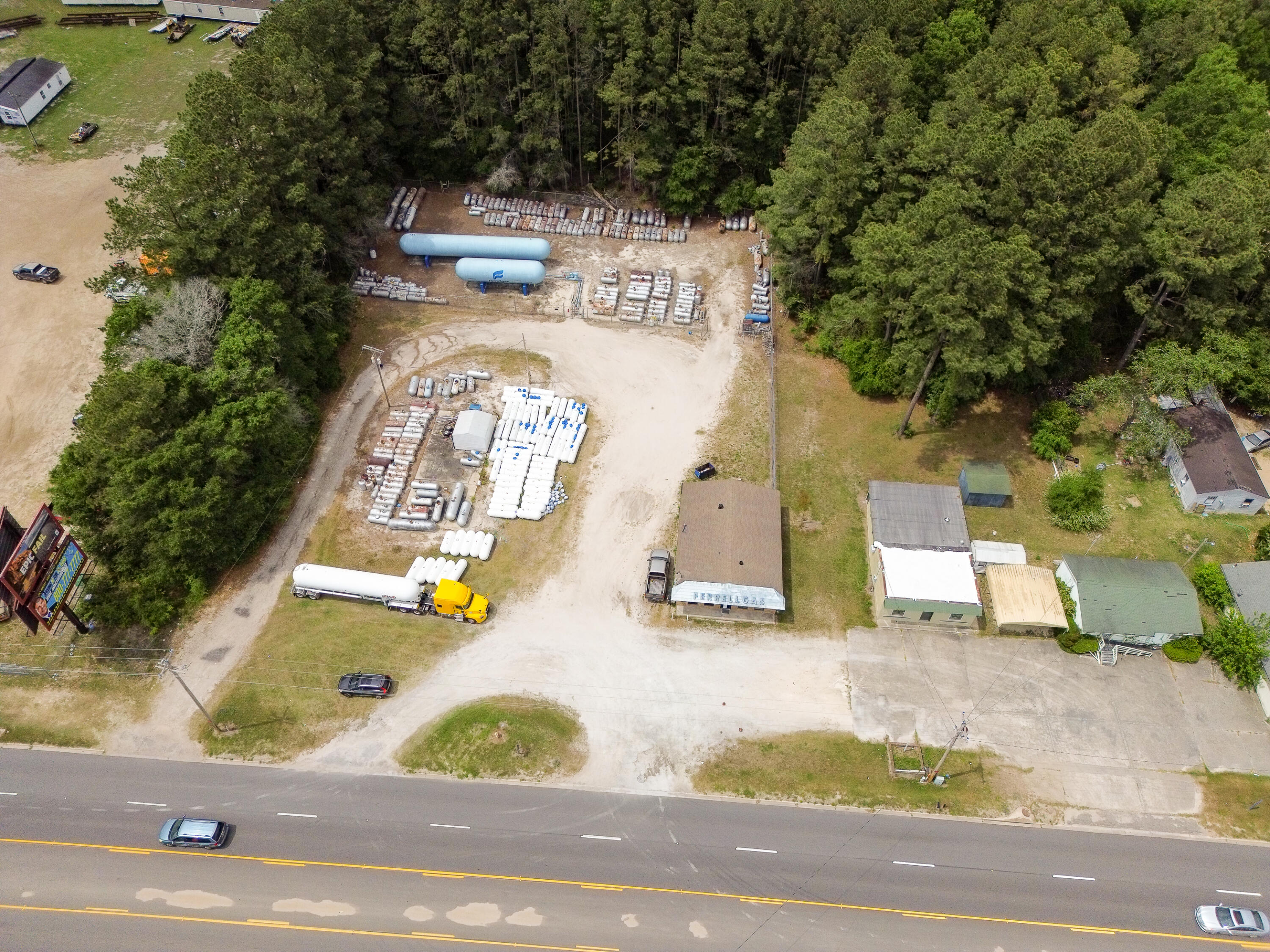 674 Sniders Highway