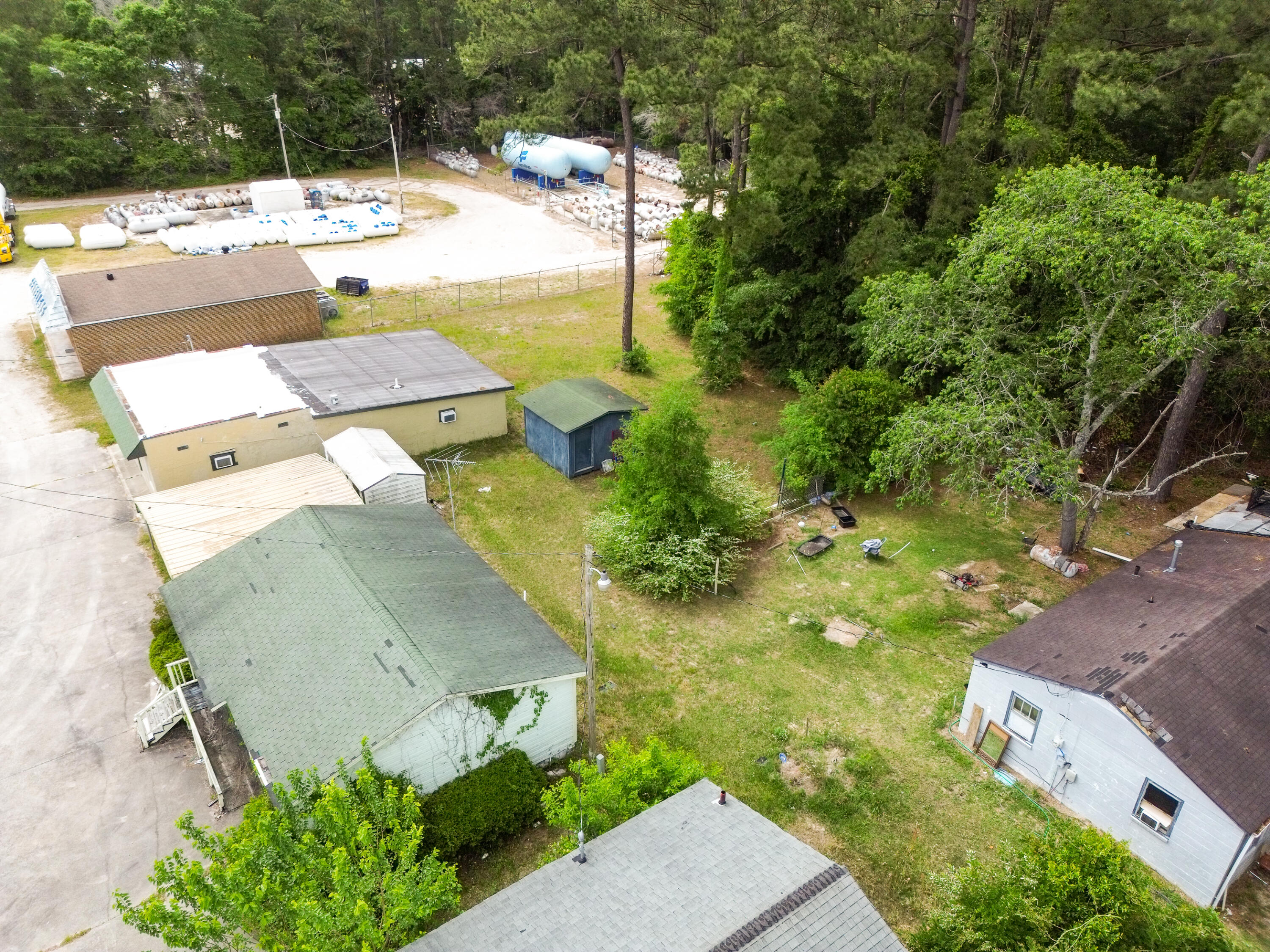 674 Sniders Highway