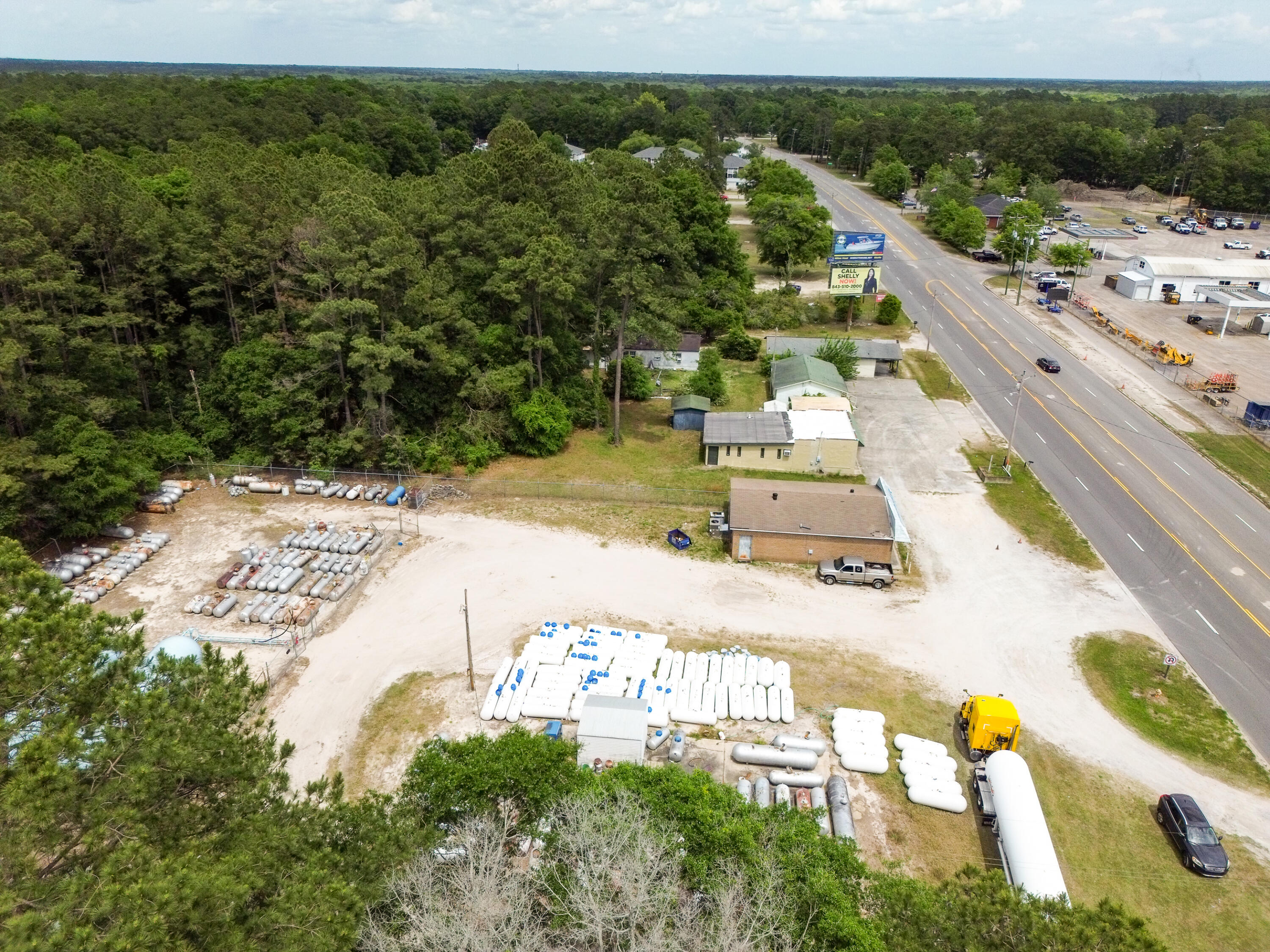 674 Sniders Highway