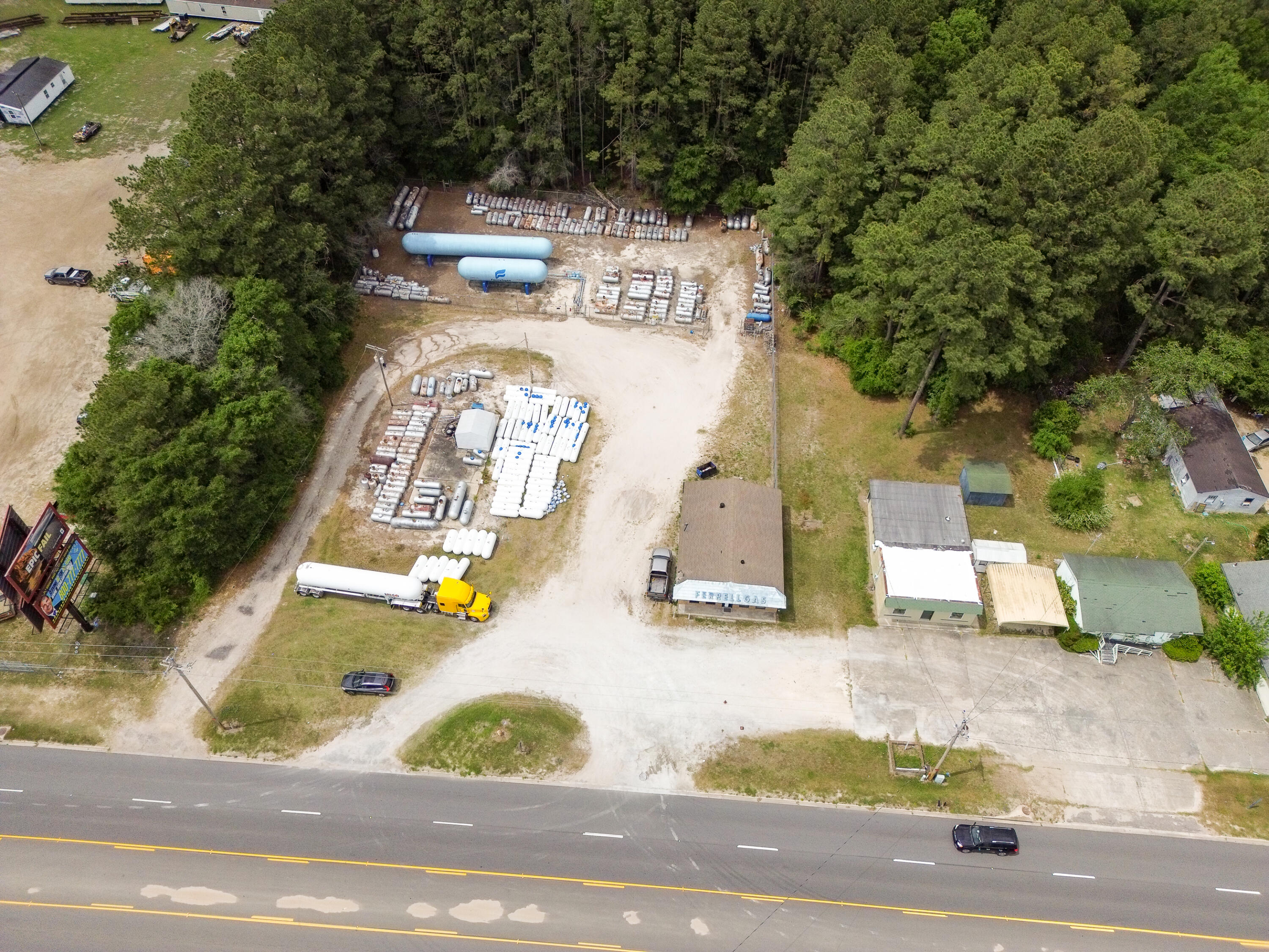 674 Sniders Highway