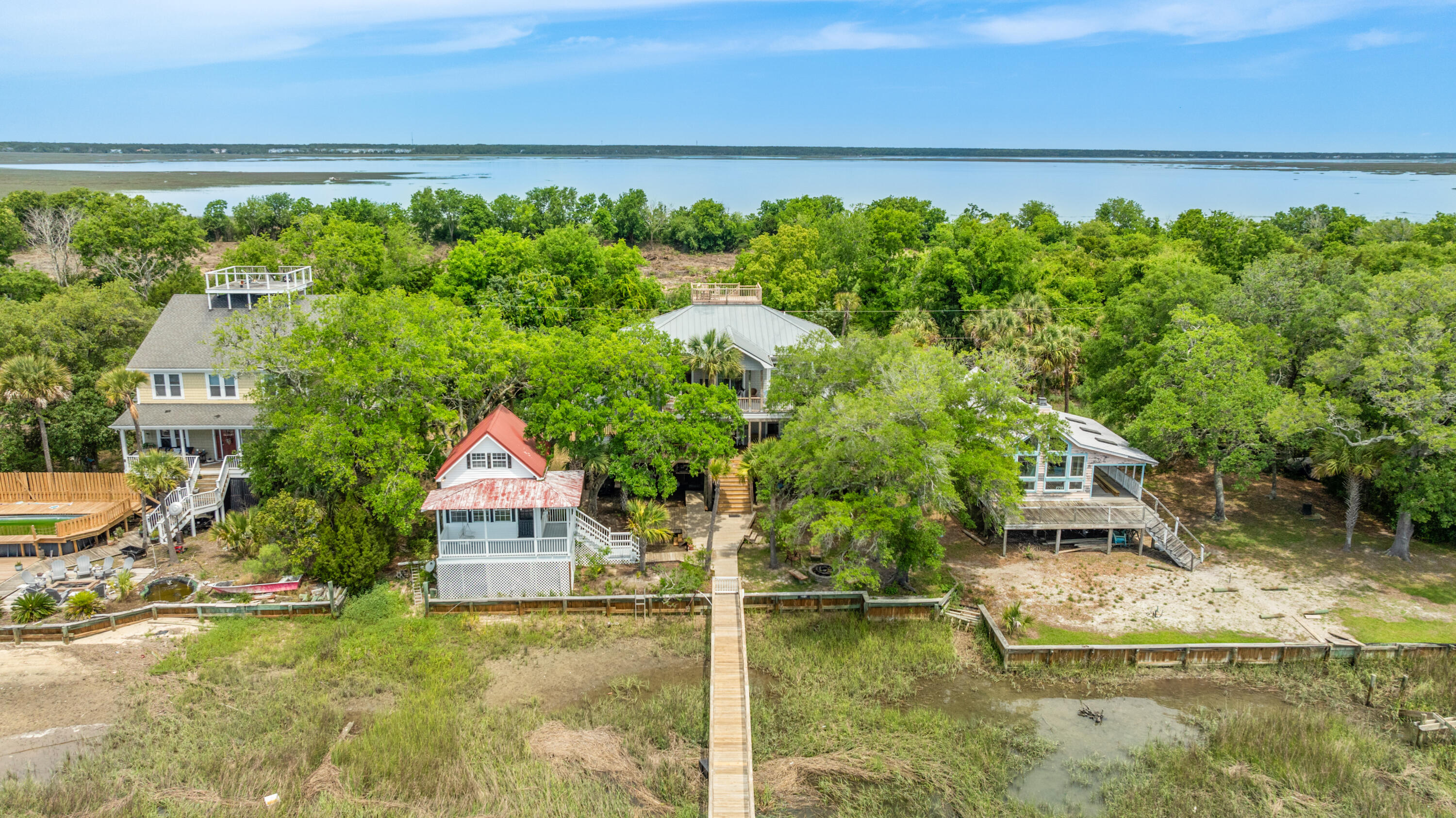 2713 Buccaneer Road