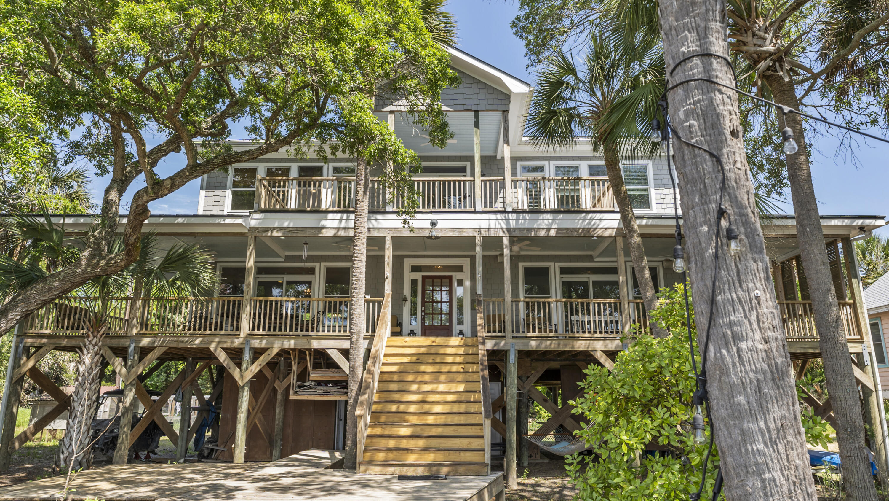 2713 Buccaneer Road