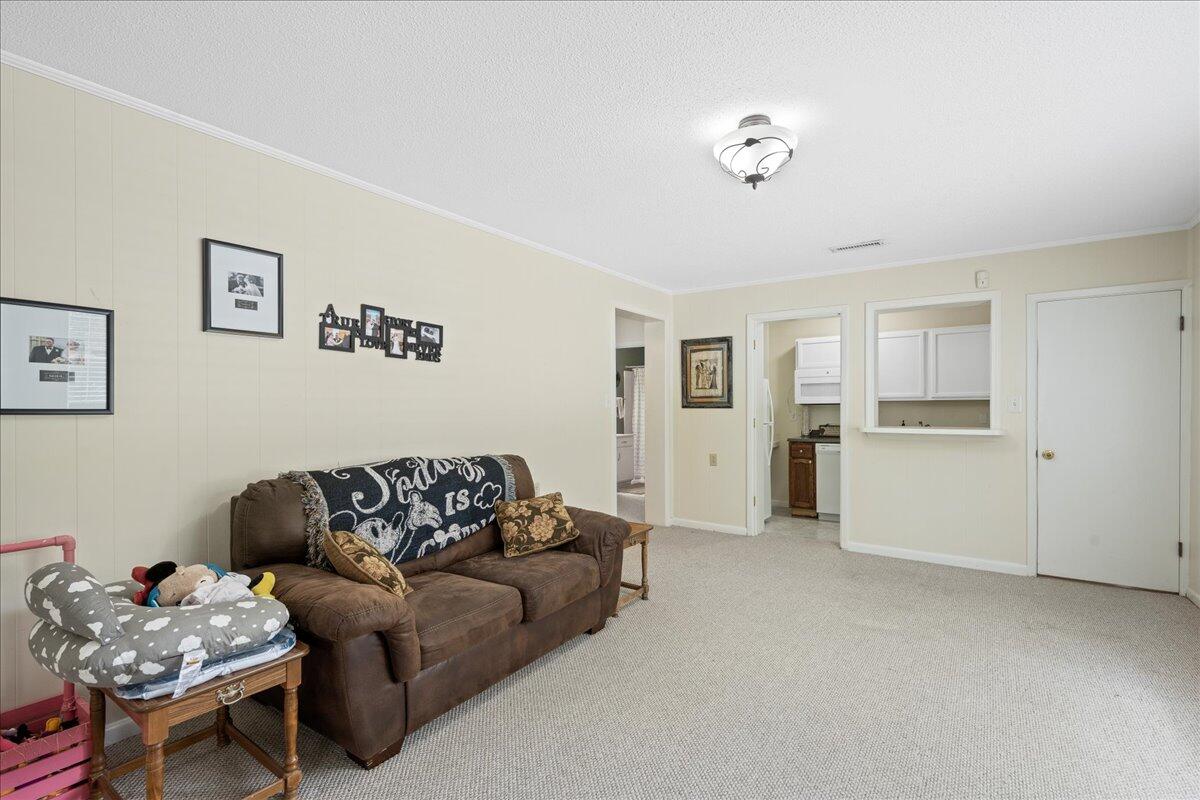106 Newington Road
