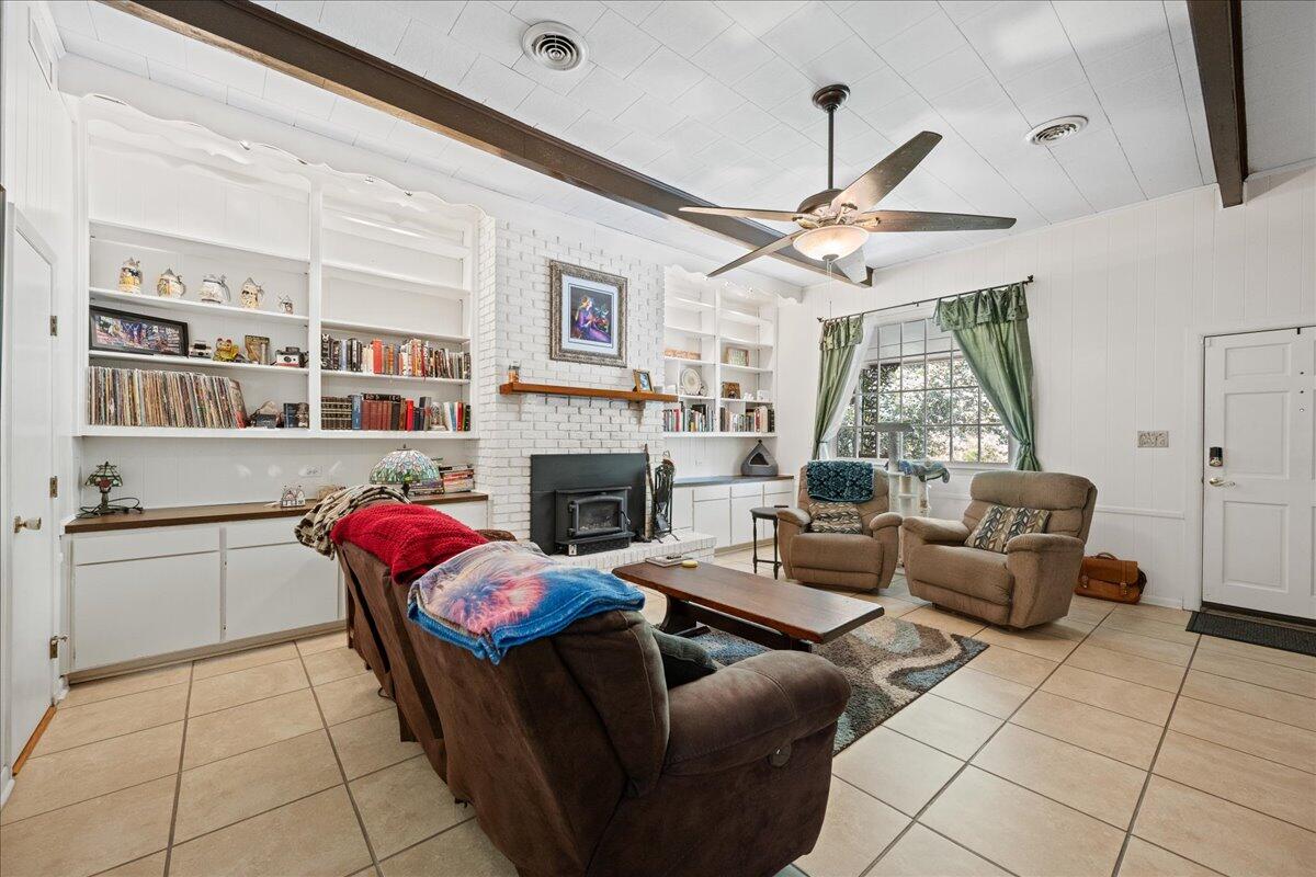 106 Newington Road