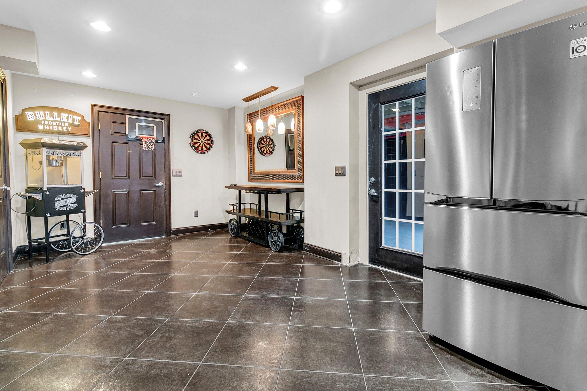 1136 Lands End Drive