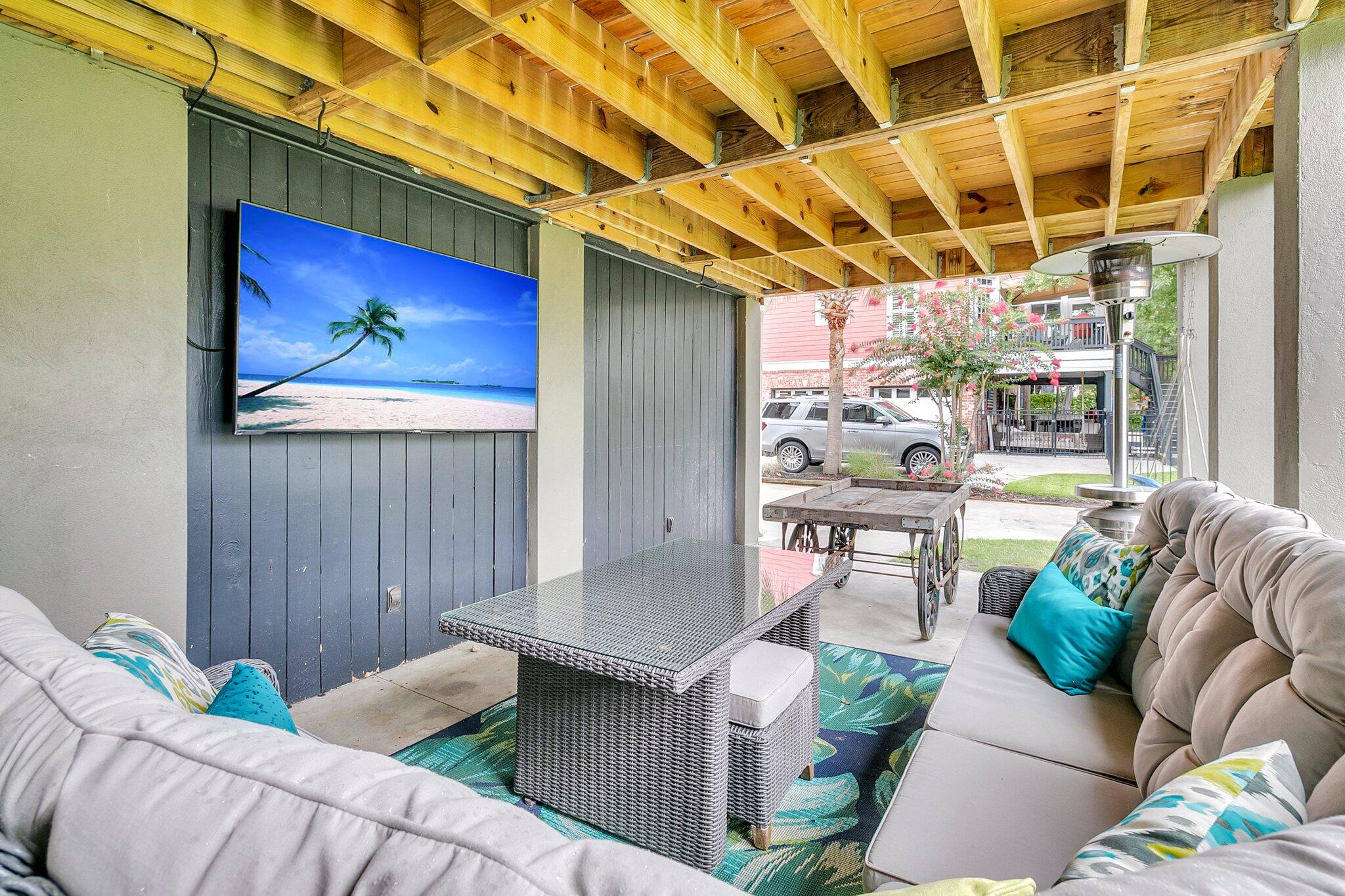 1136 Lands End Drive