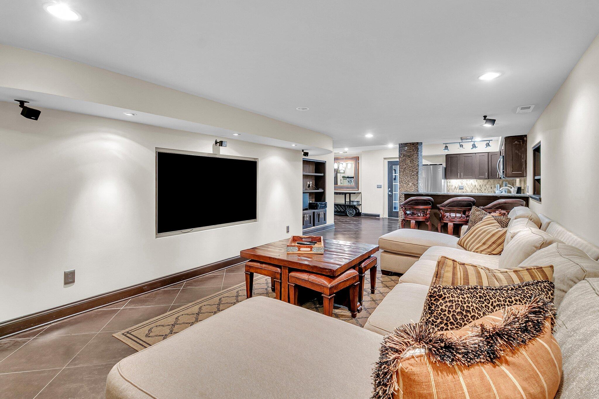 1136 Lands End Drive