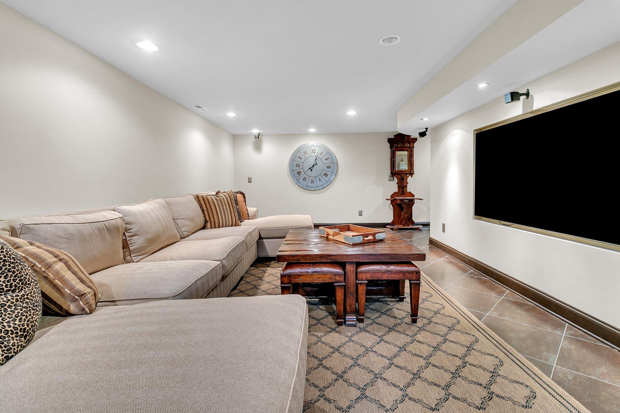 1136 Lands End Drive