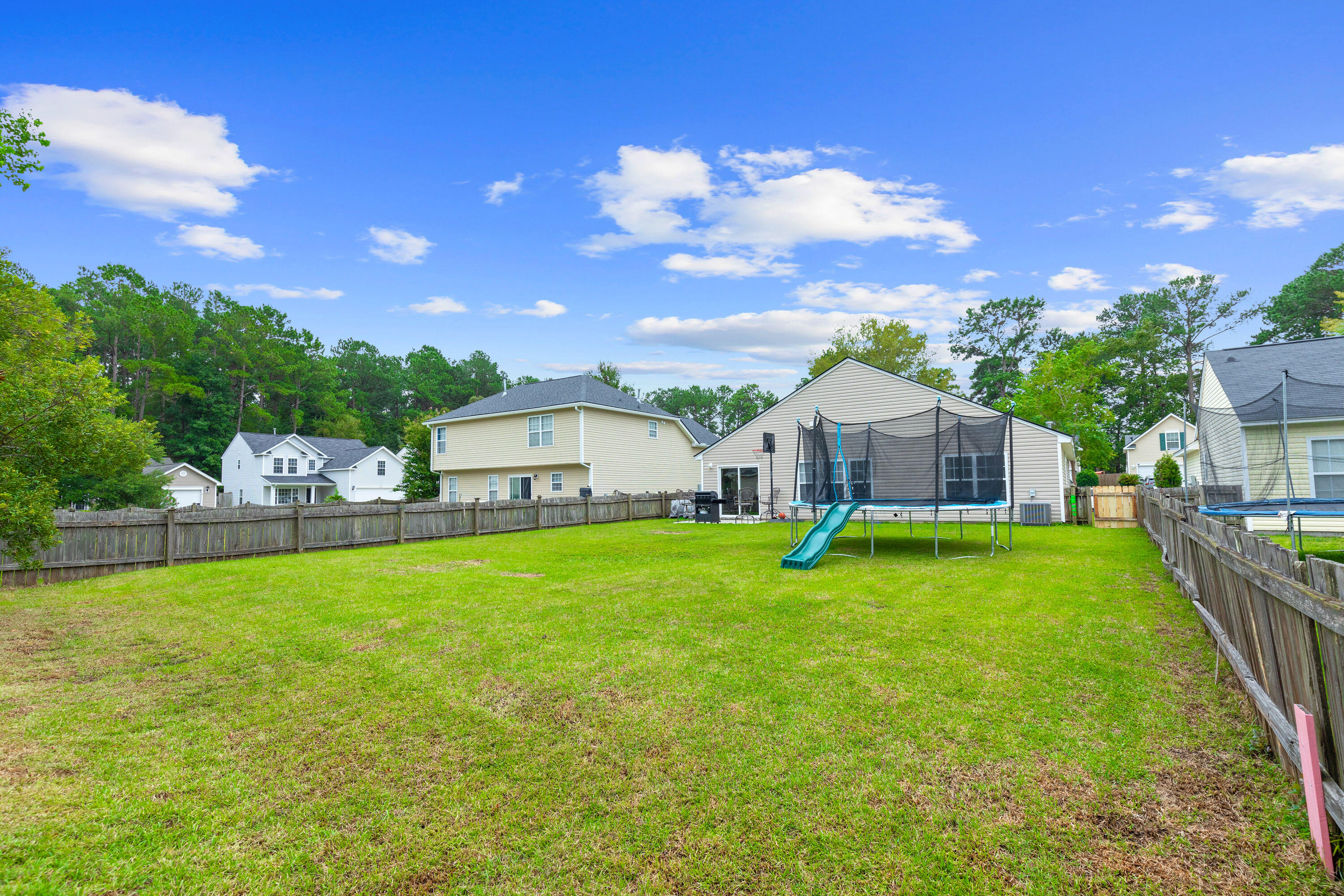 102 Trellis Lane